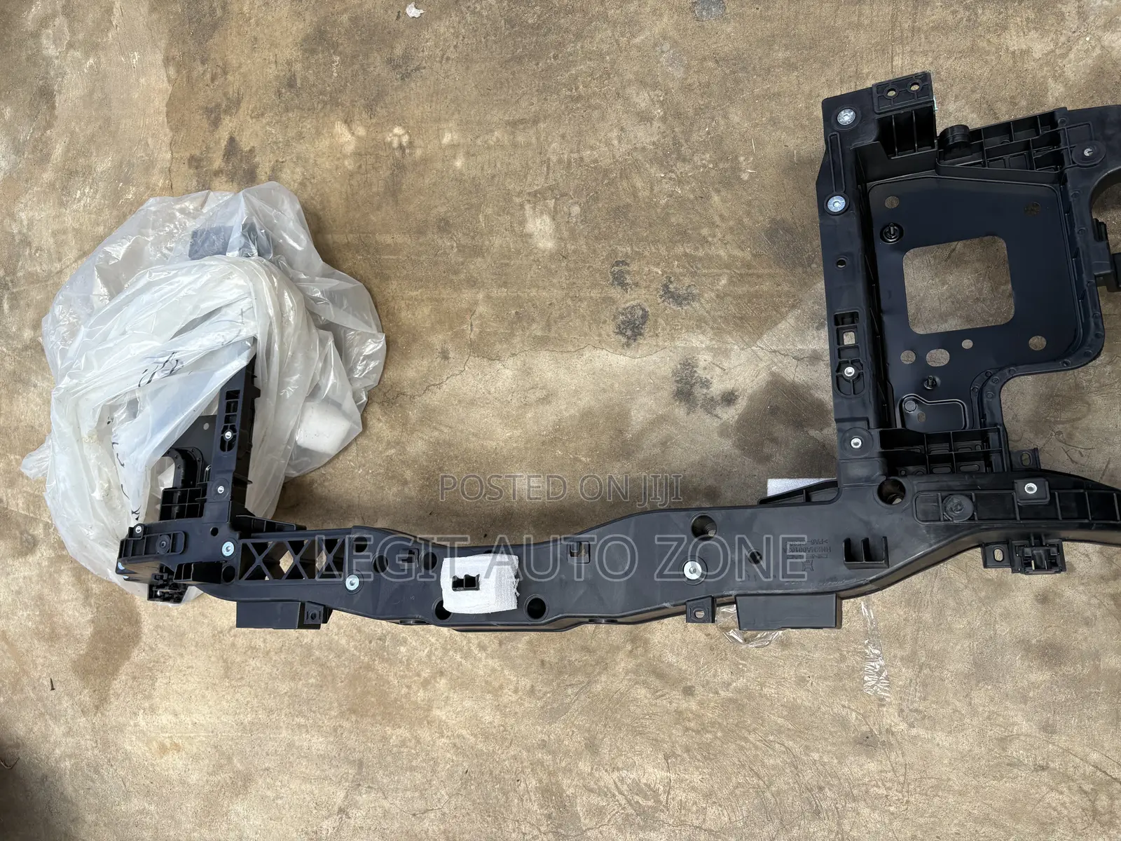 Hyundai Kona 2021,2022,2022 Radiator Support Available