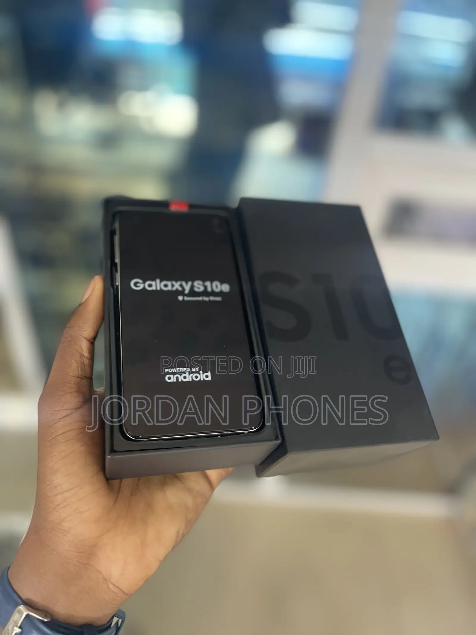 New Samsung Galaxy S10e 128 GB White