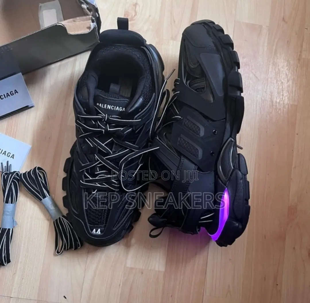 Balenciaga Track