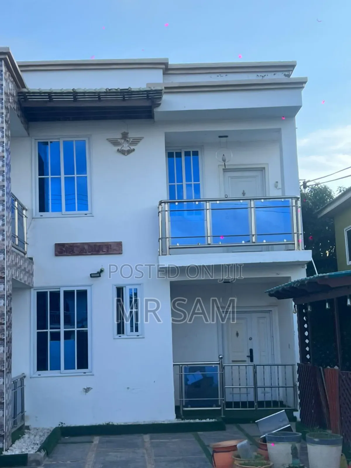 5bdrm House in Around West Hills for sale