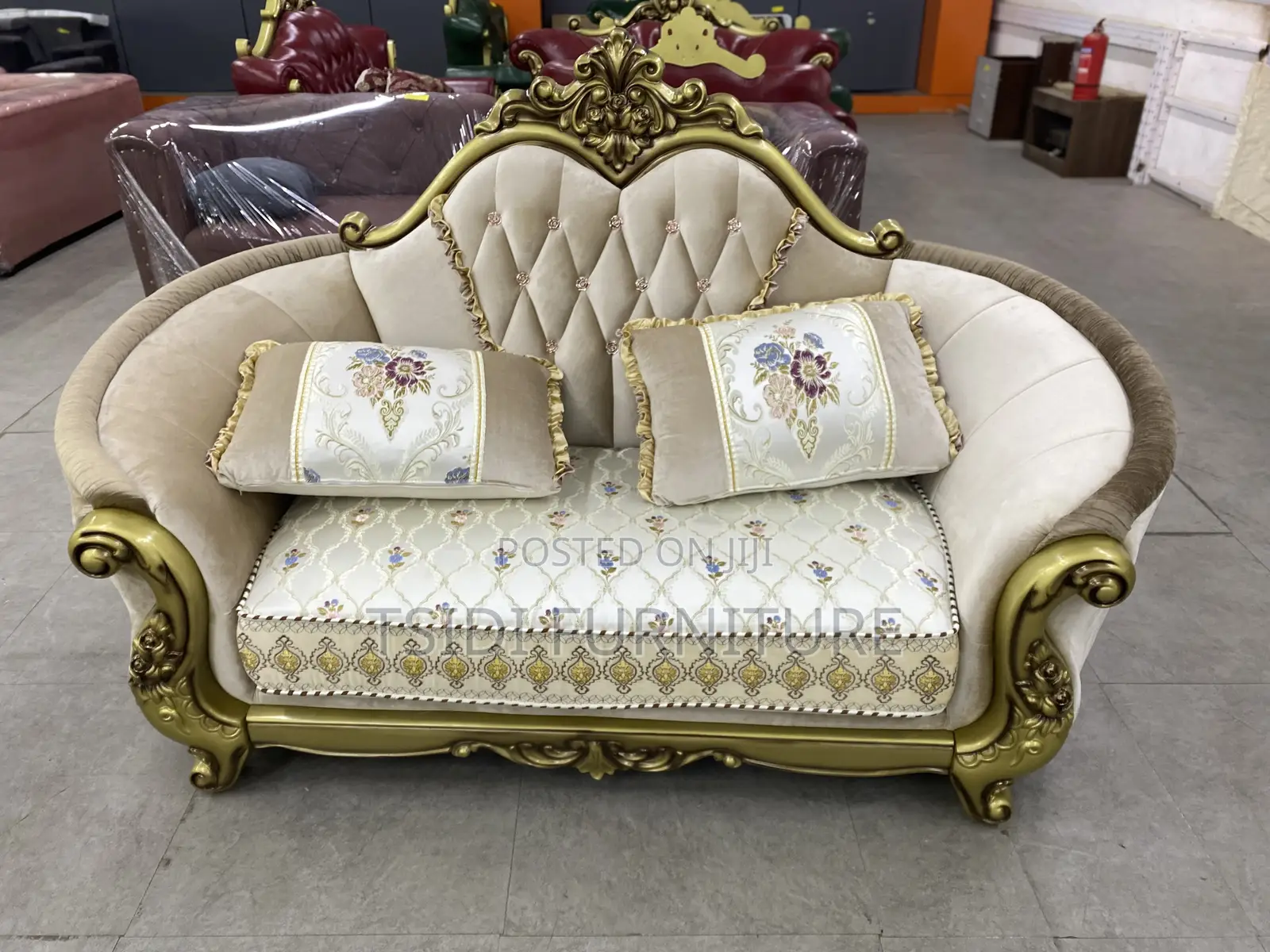 Quality Sofa Set