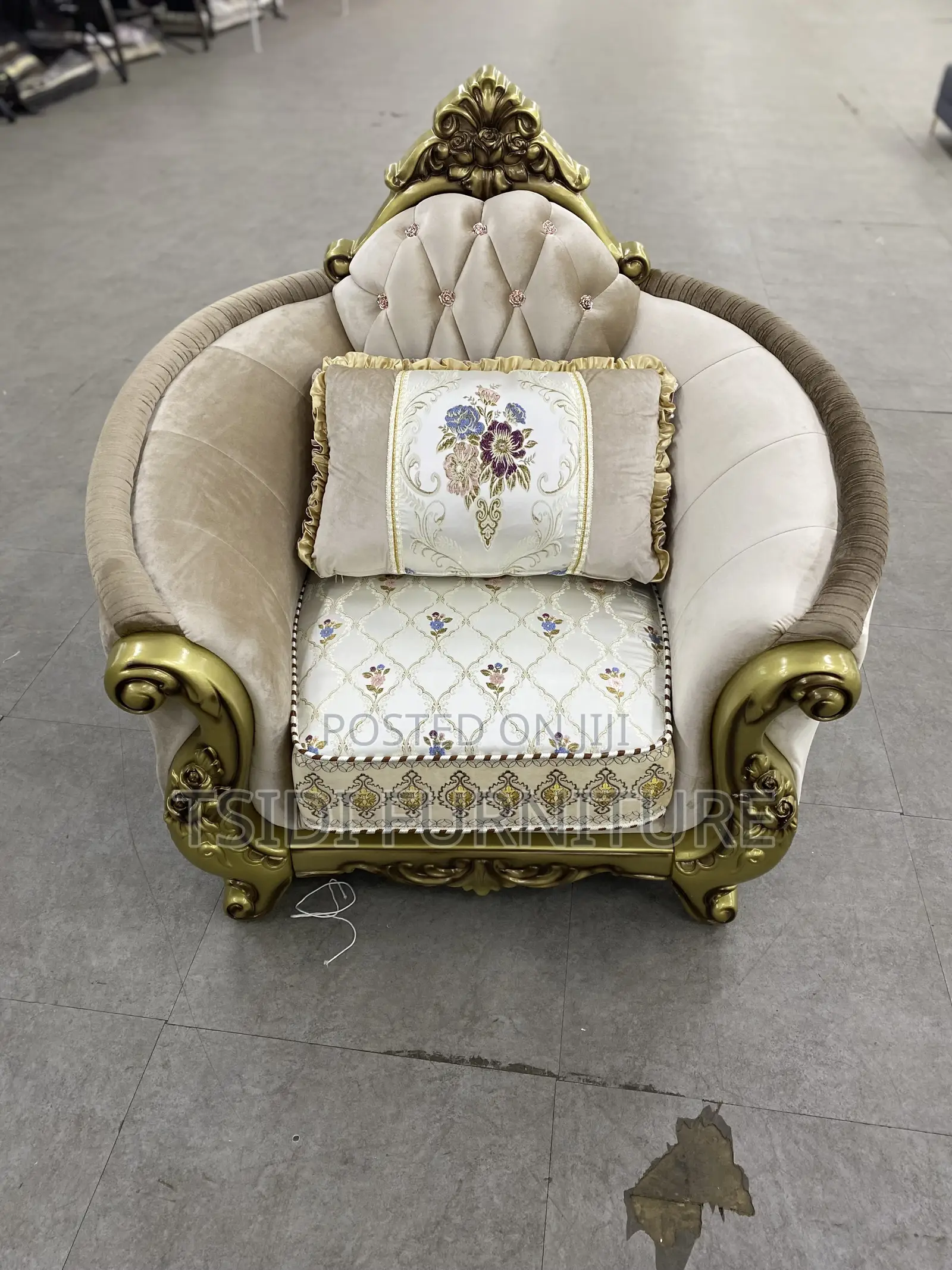 Quality Sofa Set