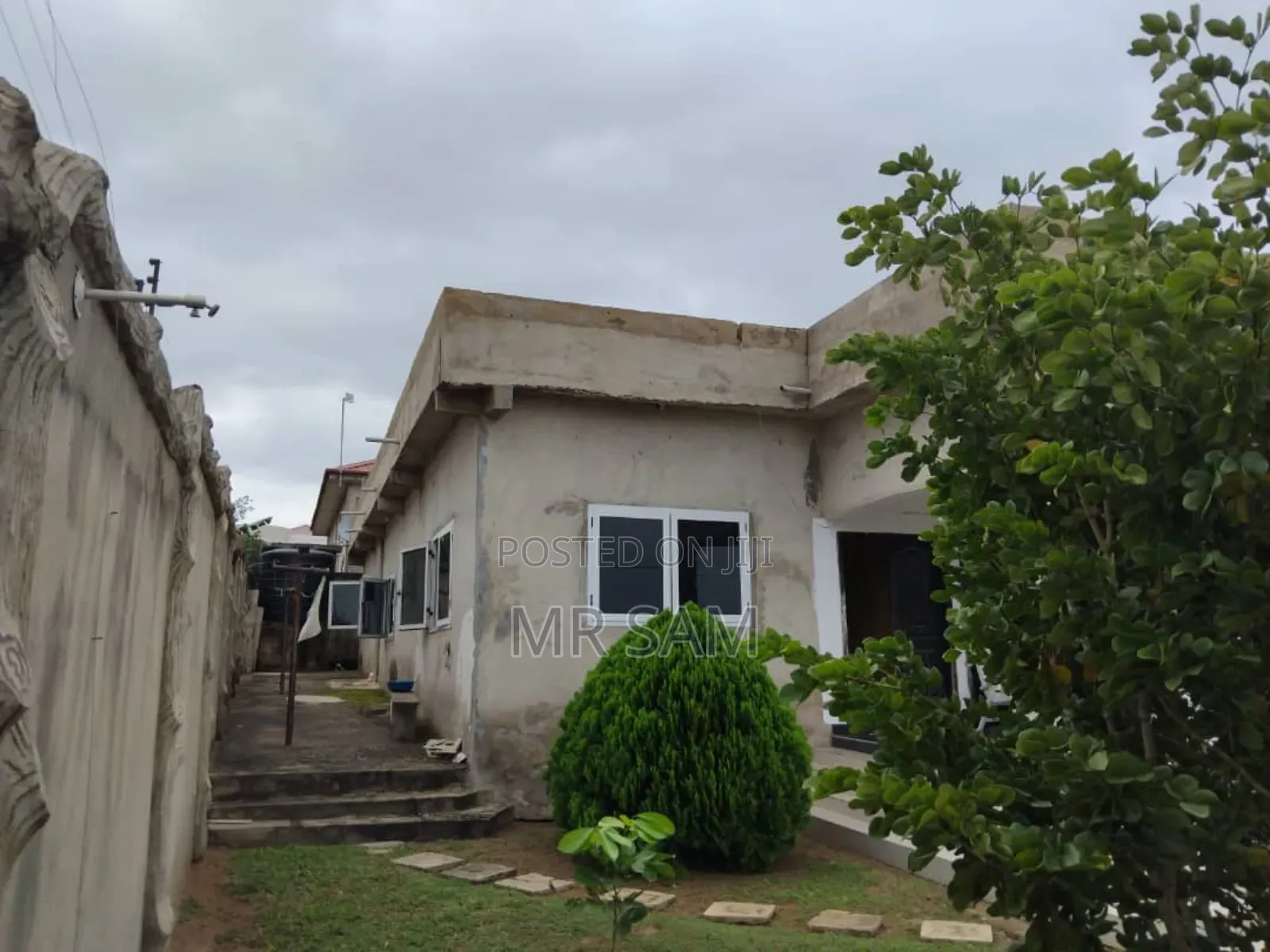 5bdrm House in Bortiano for sale