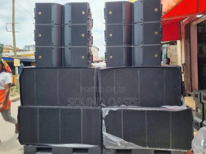 Professional Line Array Sound System.
