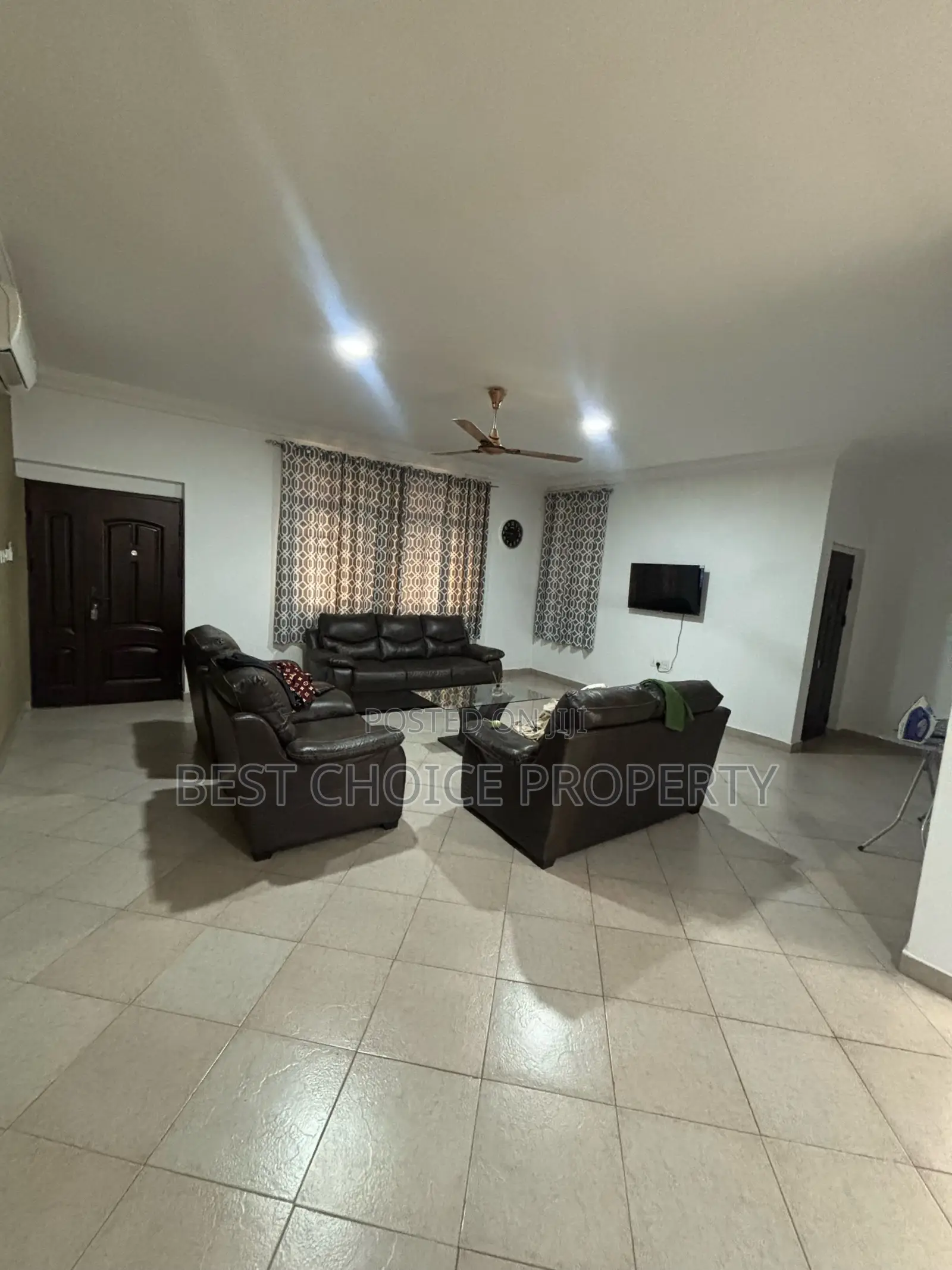 Furnished 2bdrm Apartment in Lakeside for rent
