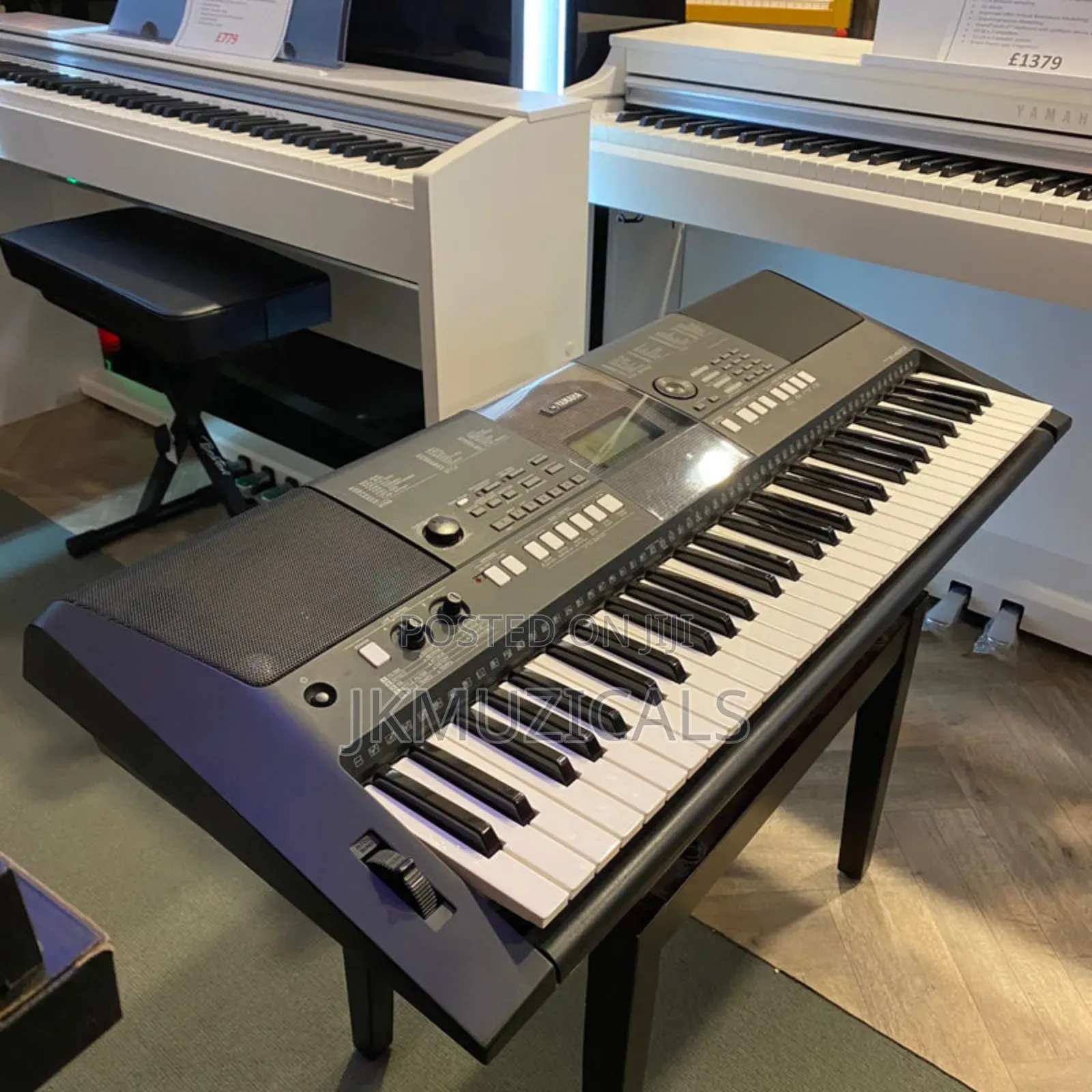 PSR 423_ 61 Keys Electronic Keyboard _ Piano