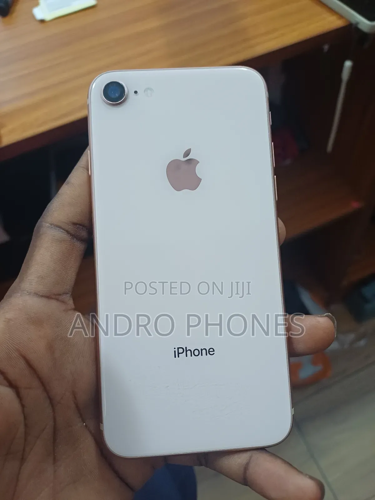 Apple iPhone 8 64 GB Gold