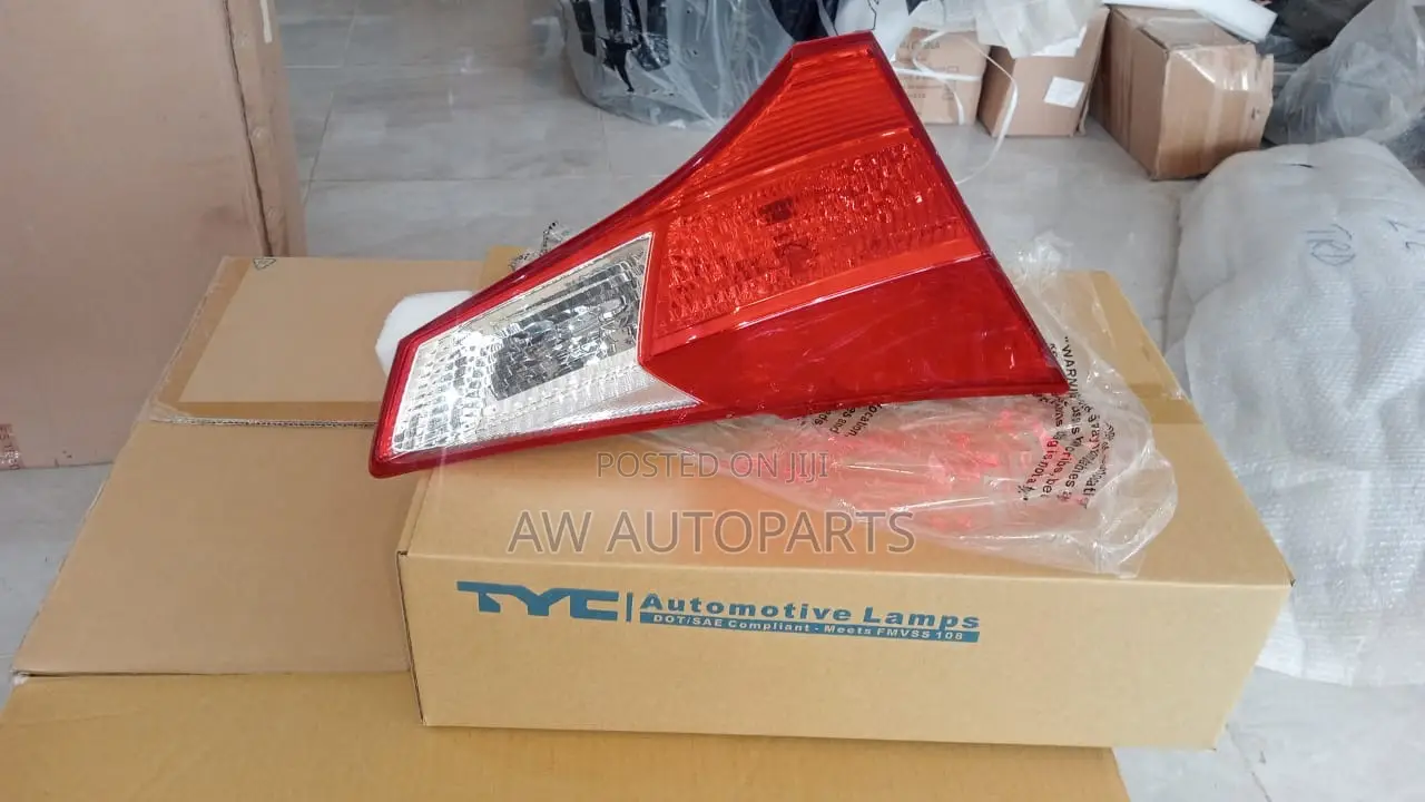 Toyota Rav4 2013- 2015 Bootlight