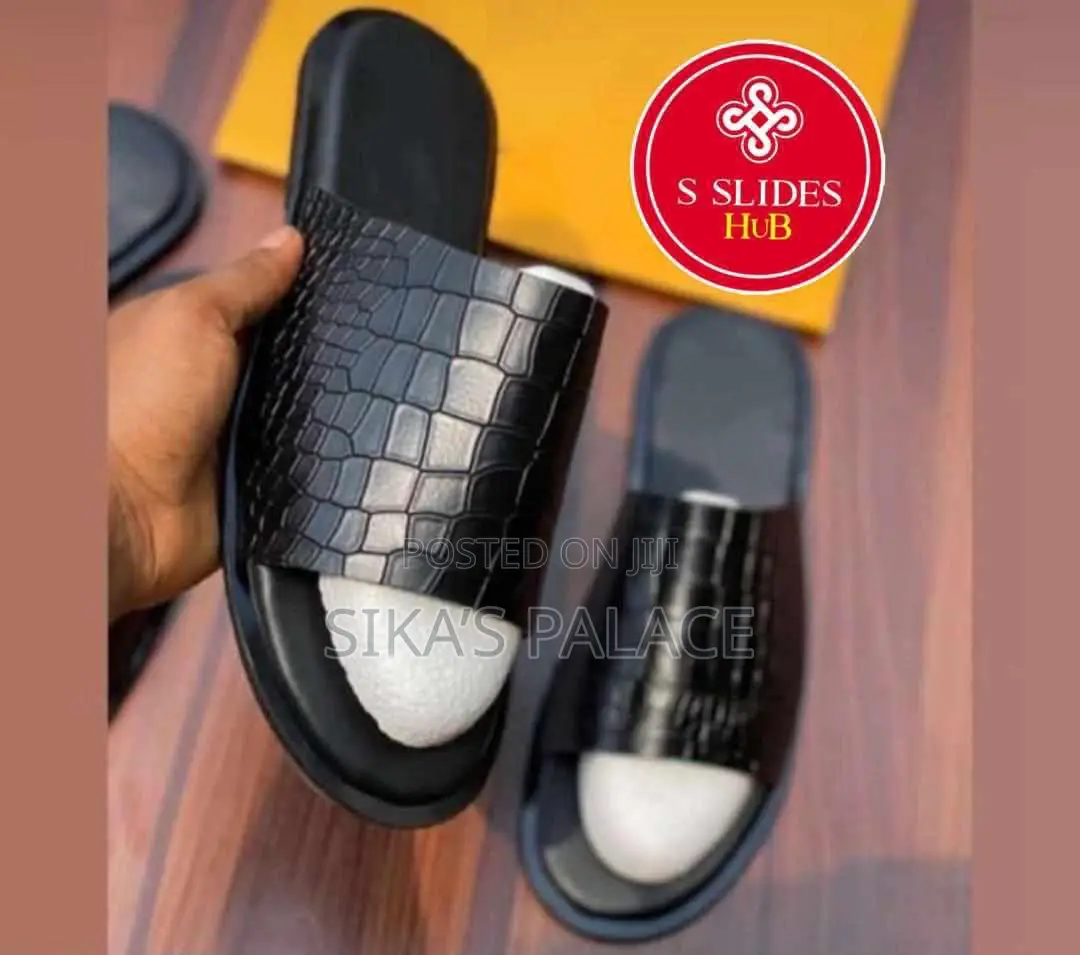 Black Crocodile Skin Easy Wear Slippers