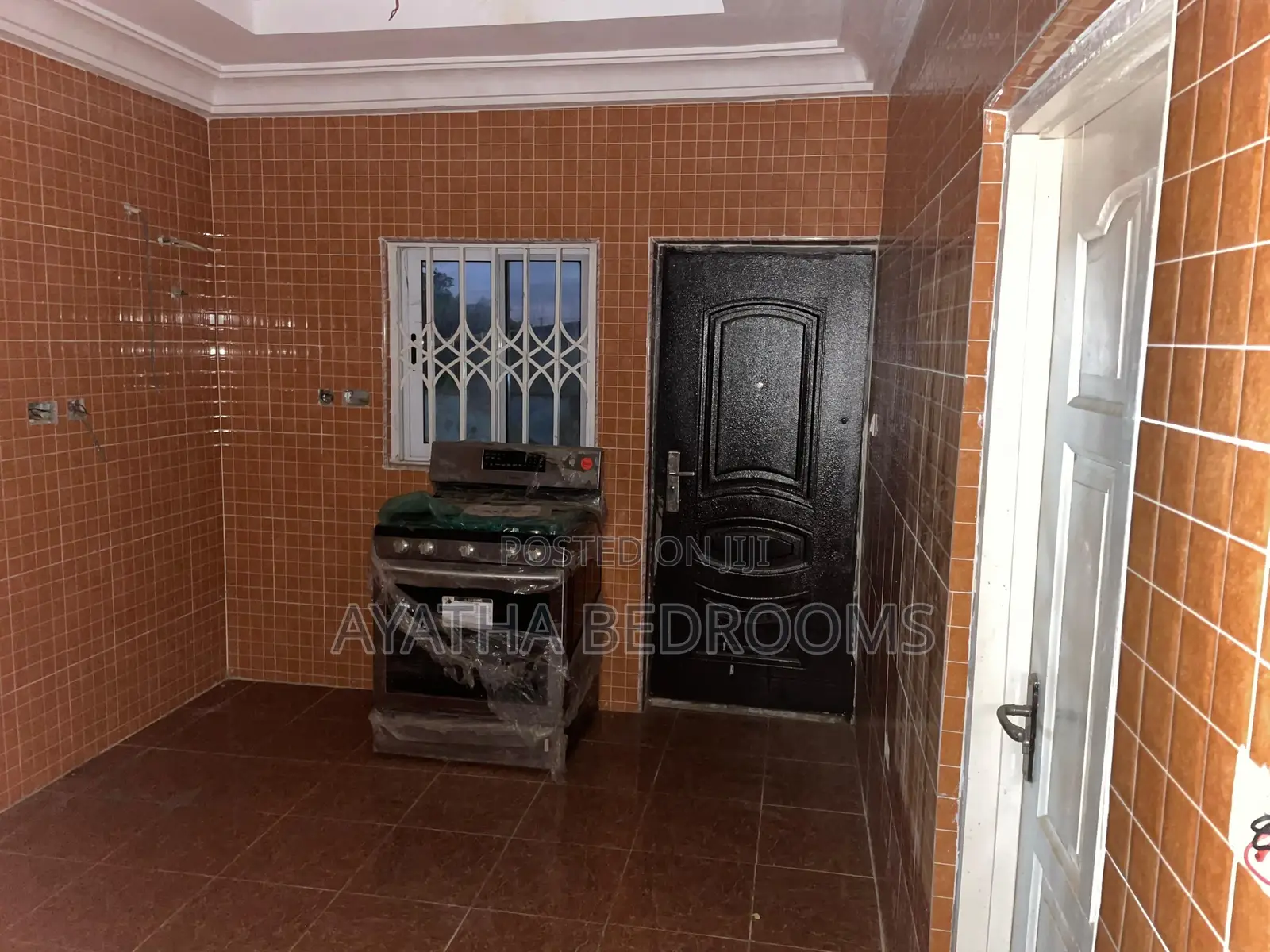4bdrm House in Modern Properties, New Town for rent