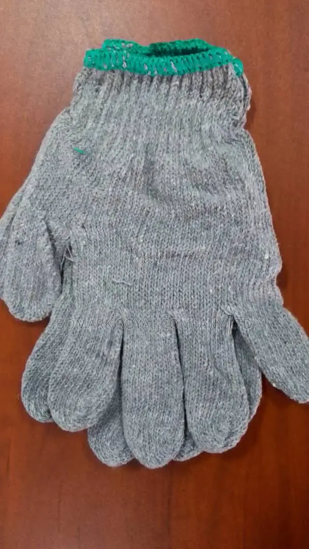 Cotton Gloves Available In Large Quantities