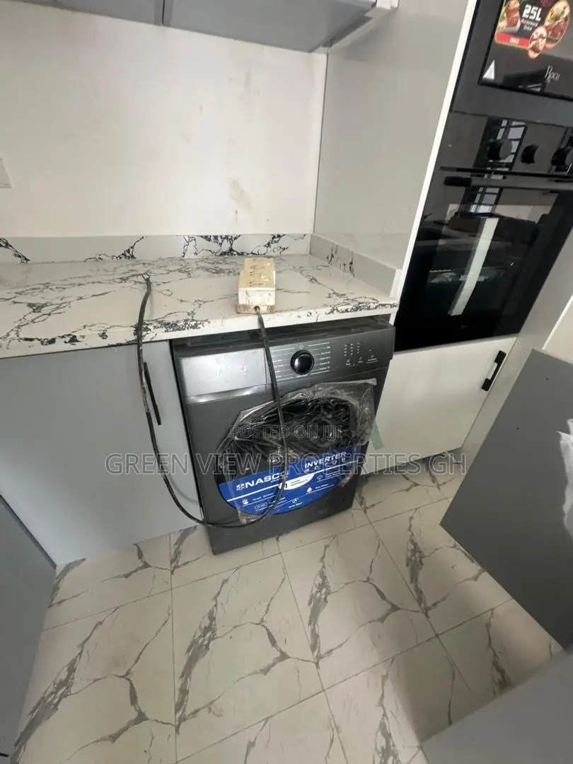 3bdrm House in Old Ashomang for sale
