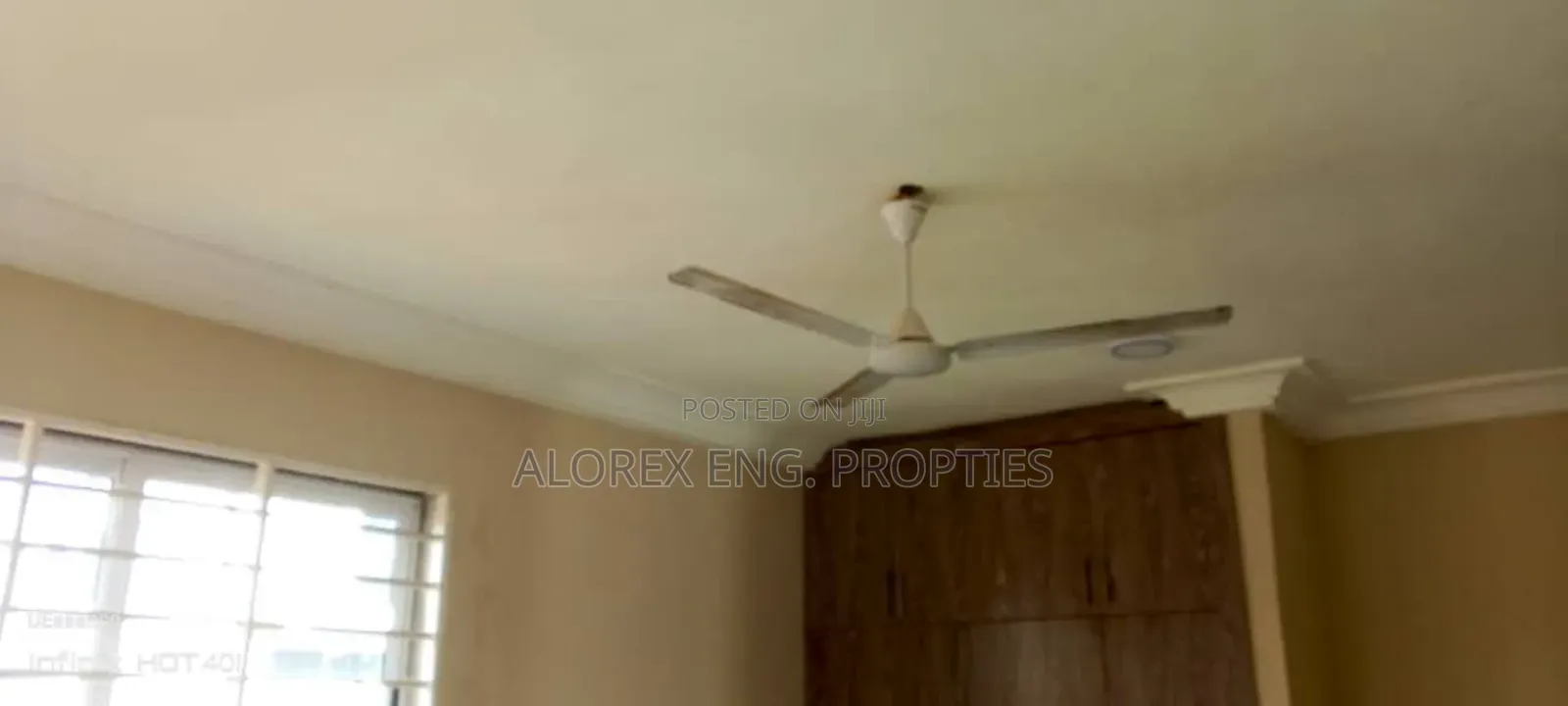 4bdrm House in $180,000 Com. 25, Oyarifa for sale