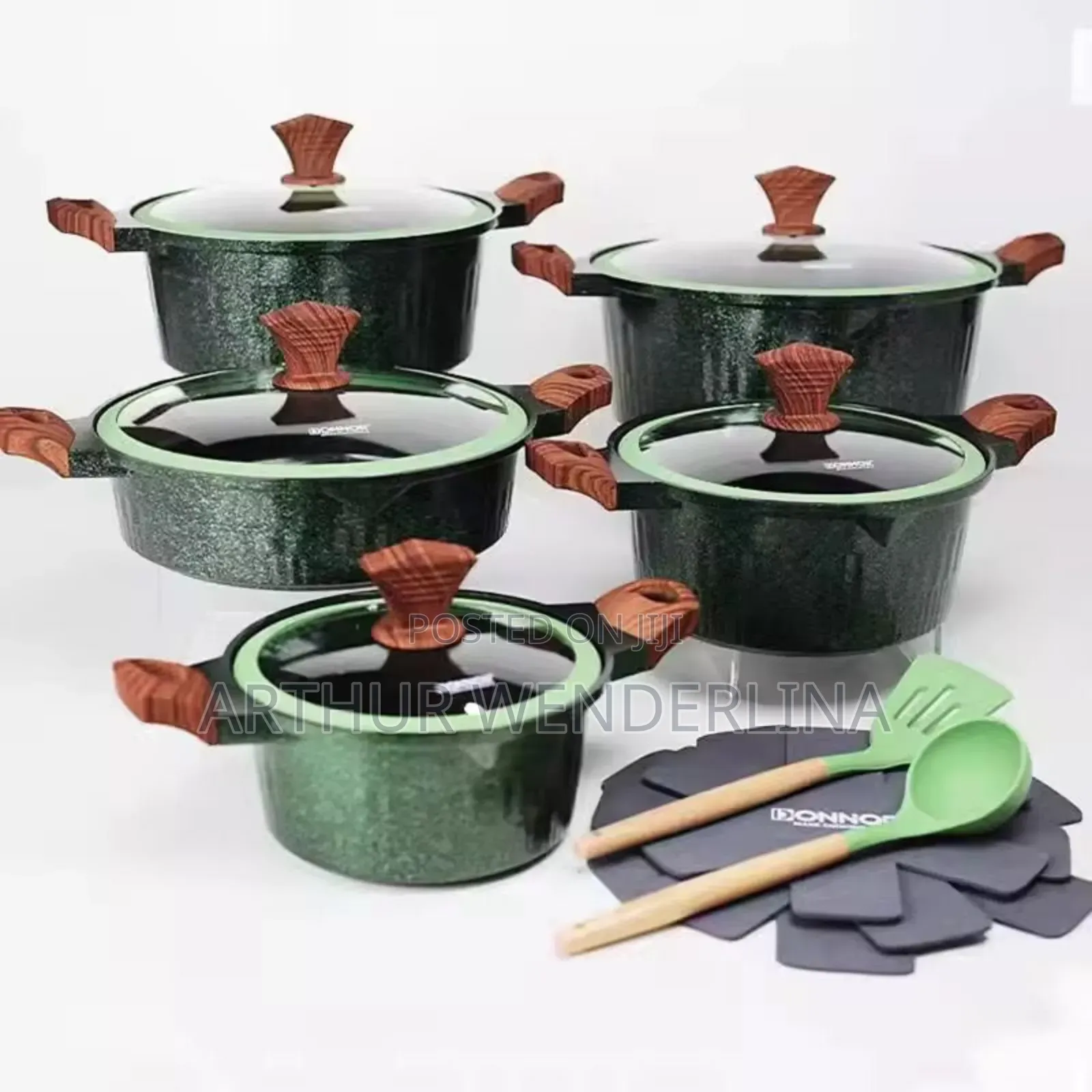 5 Set of Cooking Ware With Spoon