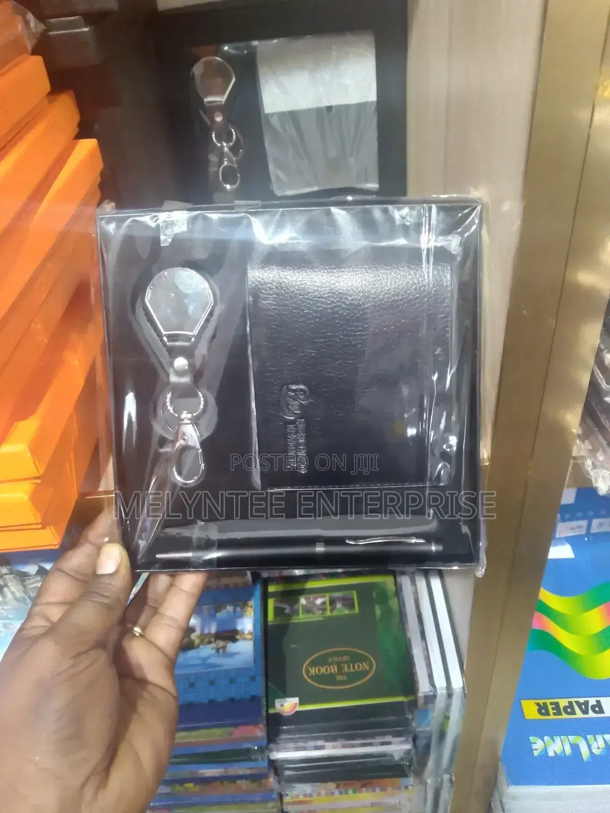 New Cooperate Gift Pack With Wallet, Keyholder And Pen