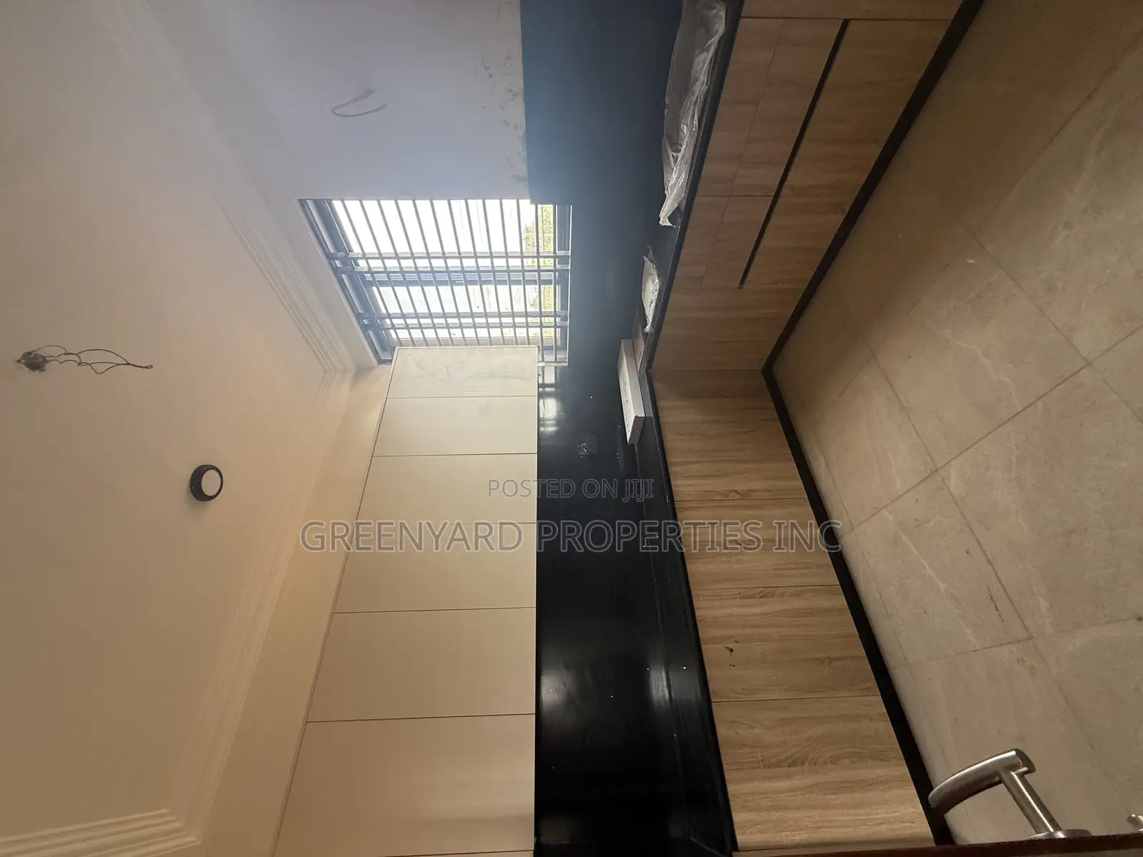 2bdrm Apartment in American House, East Legon for rent