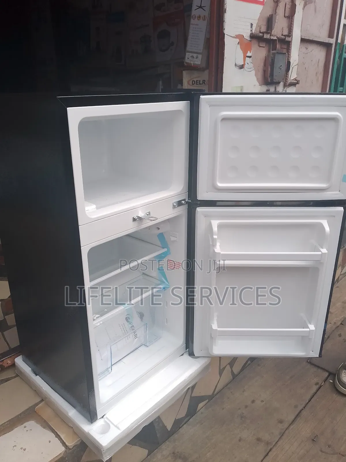Portable 2 Door Fridge Table Top 56litres