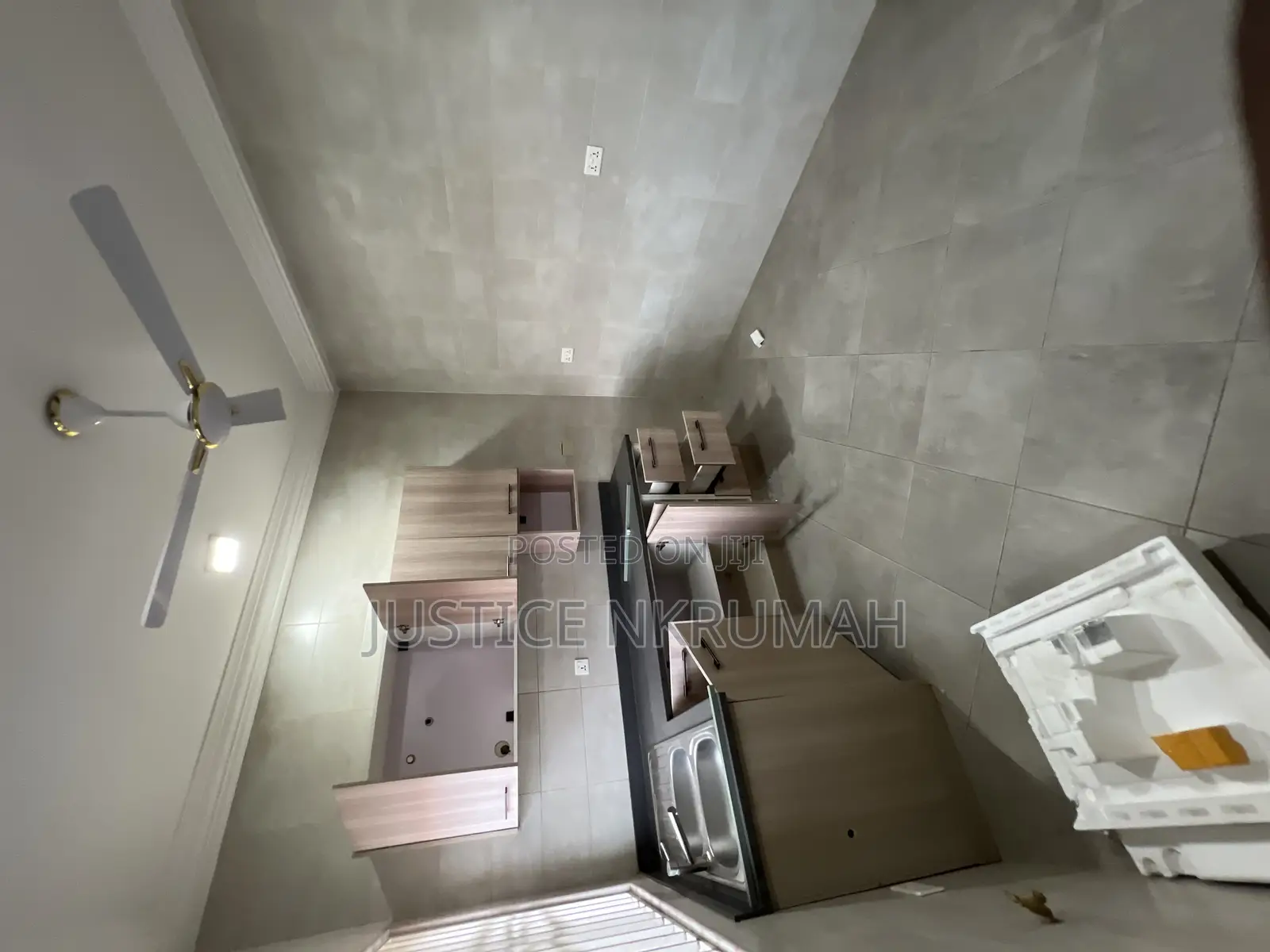 3bdrm Apartment in Mr Justice Estate, Old Barrier for rent