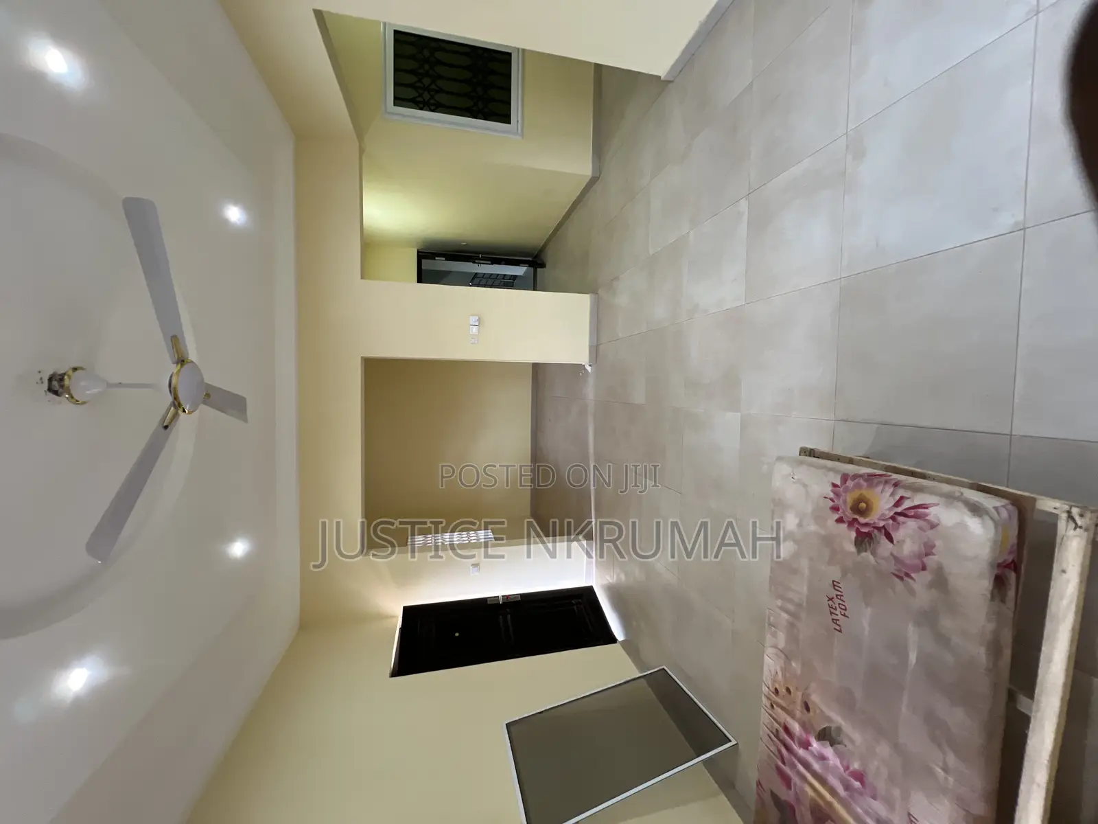 3bdrm Apartment in Mr Justice Estate, Old Barrier for rent