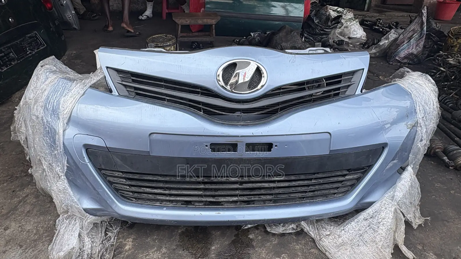 Toyota Vitz Front Cut  2011,2012,2013,2014,2015