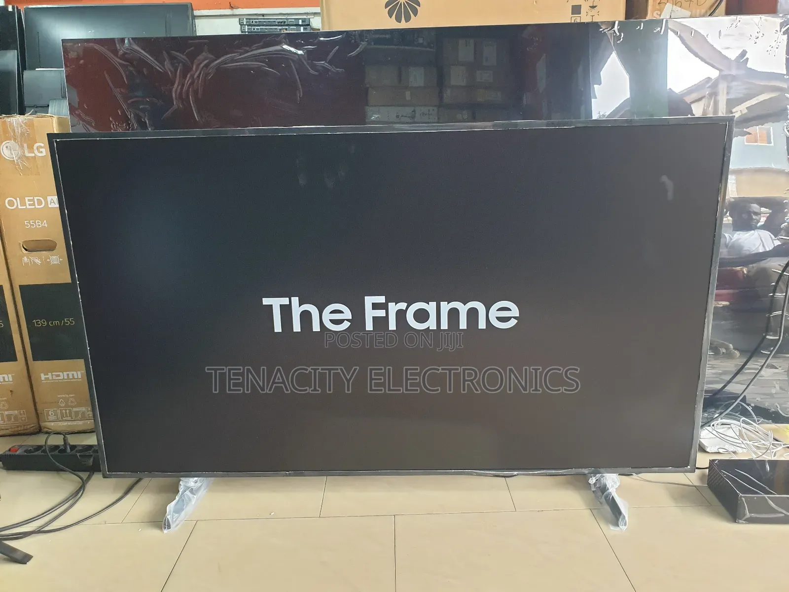 Qled Picture Frame 55"Samsung Uhd HDR Smart Satellite Tv