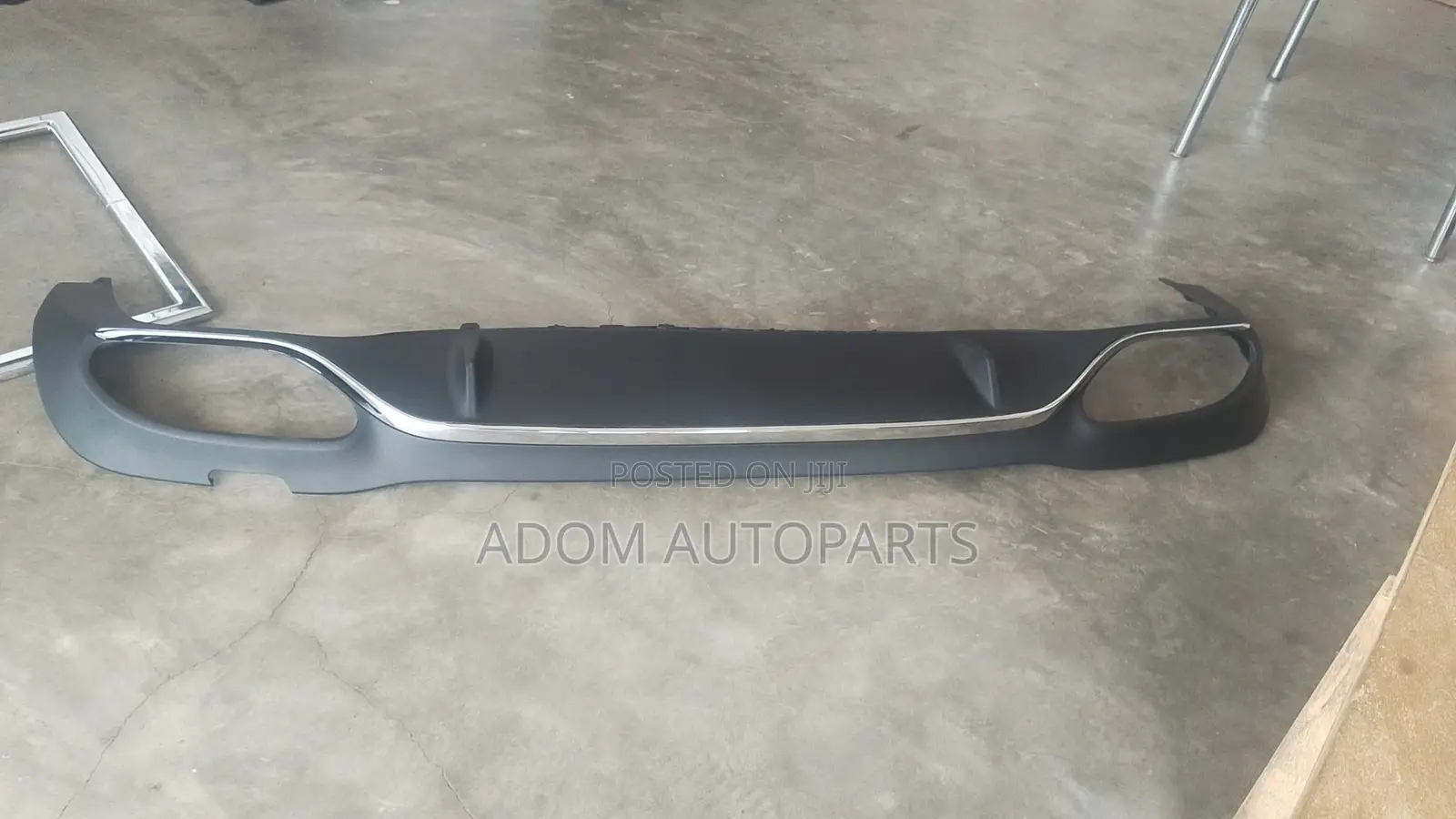 Mercedes Benz E300 E350 E400 Back Bumper Diffuser