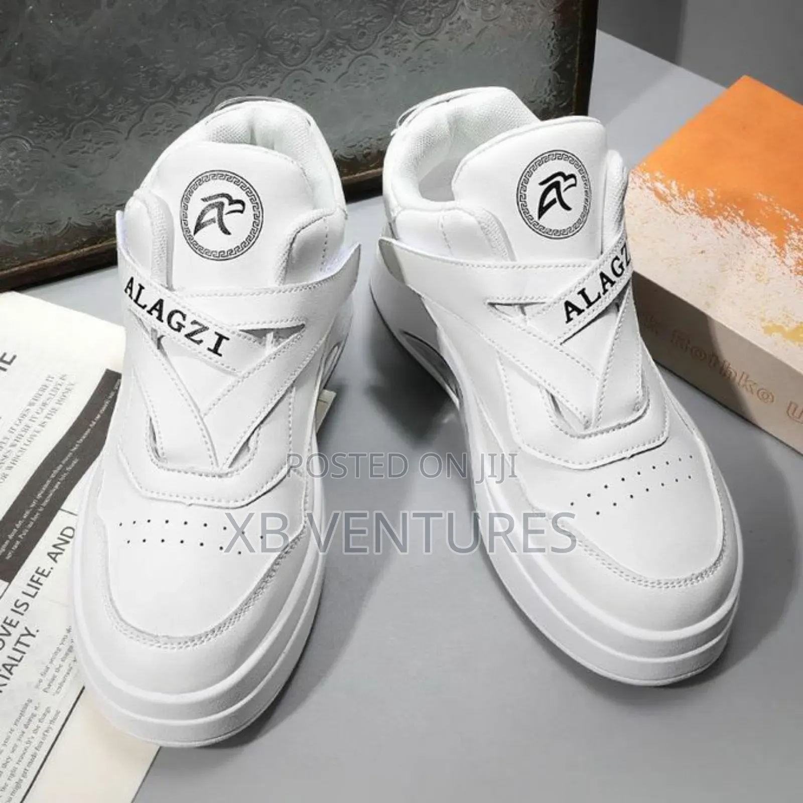Contemporary City Men's Sneakers
