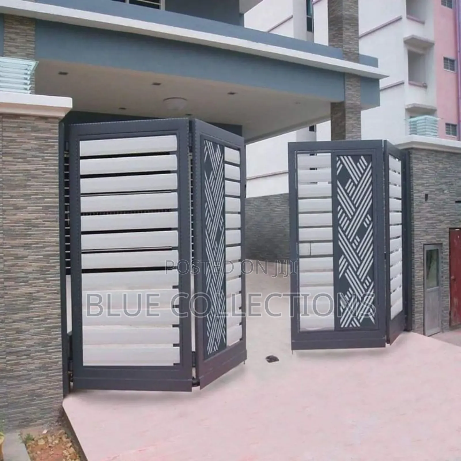 Folding Main Gate