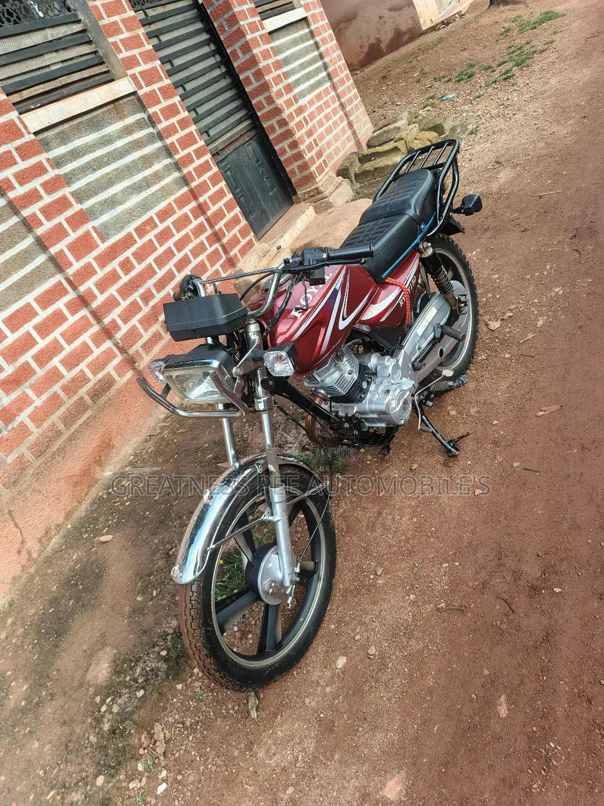 Royal Motorcycle 2018 Red