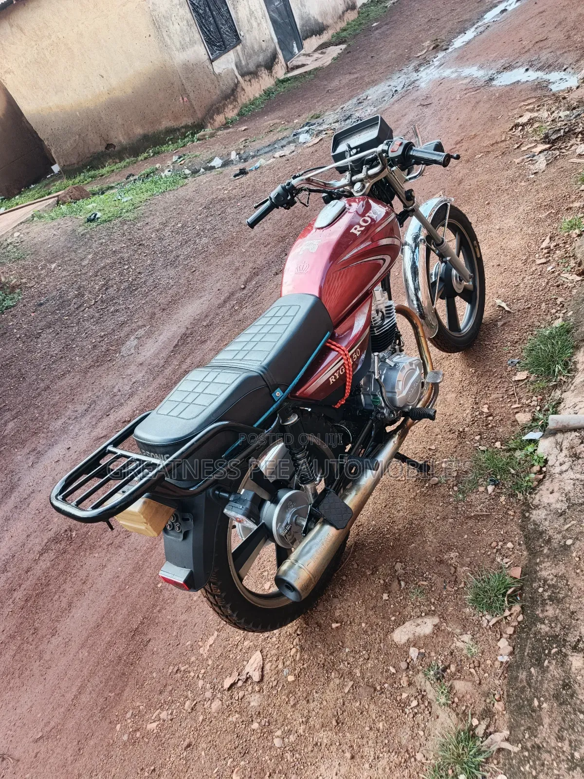 Royal Motorcycle 2018 Red