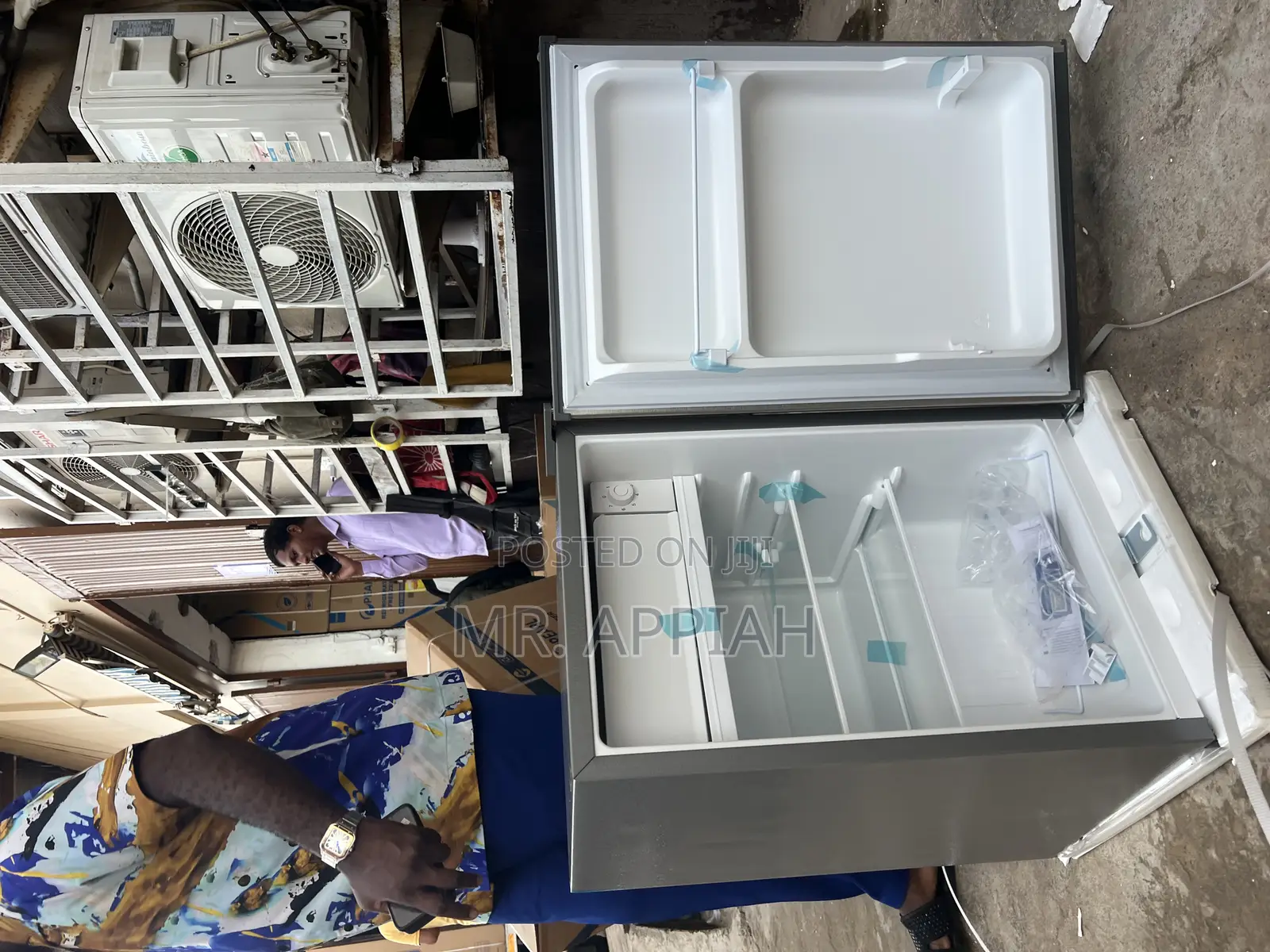 Choose Unique Pearl Pf-091-2b —72ltrs Single Door Table Top Fridge.