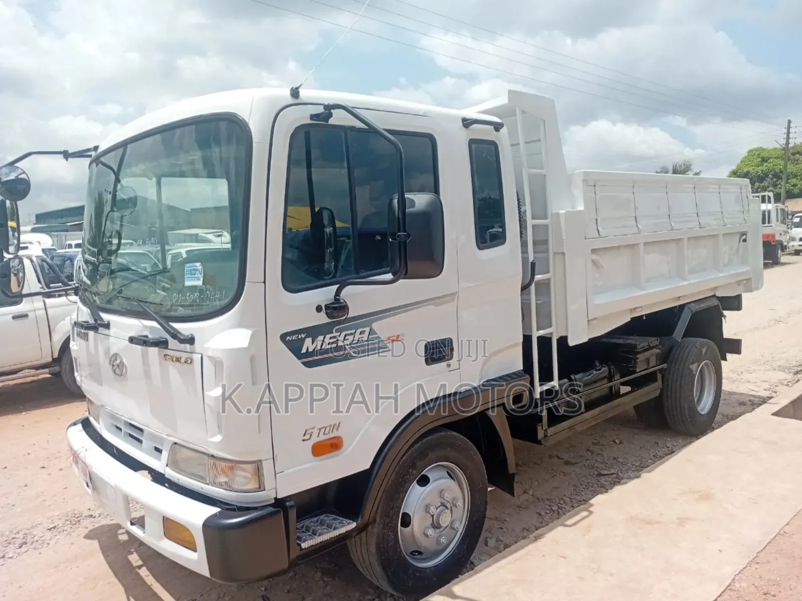 Tipper Truck