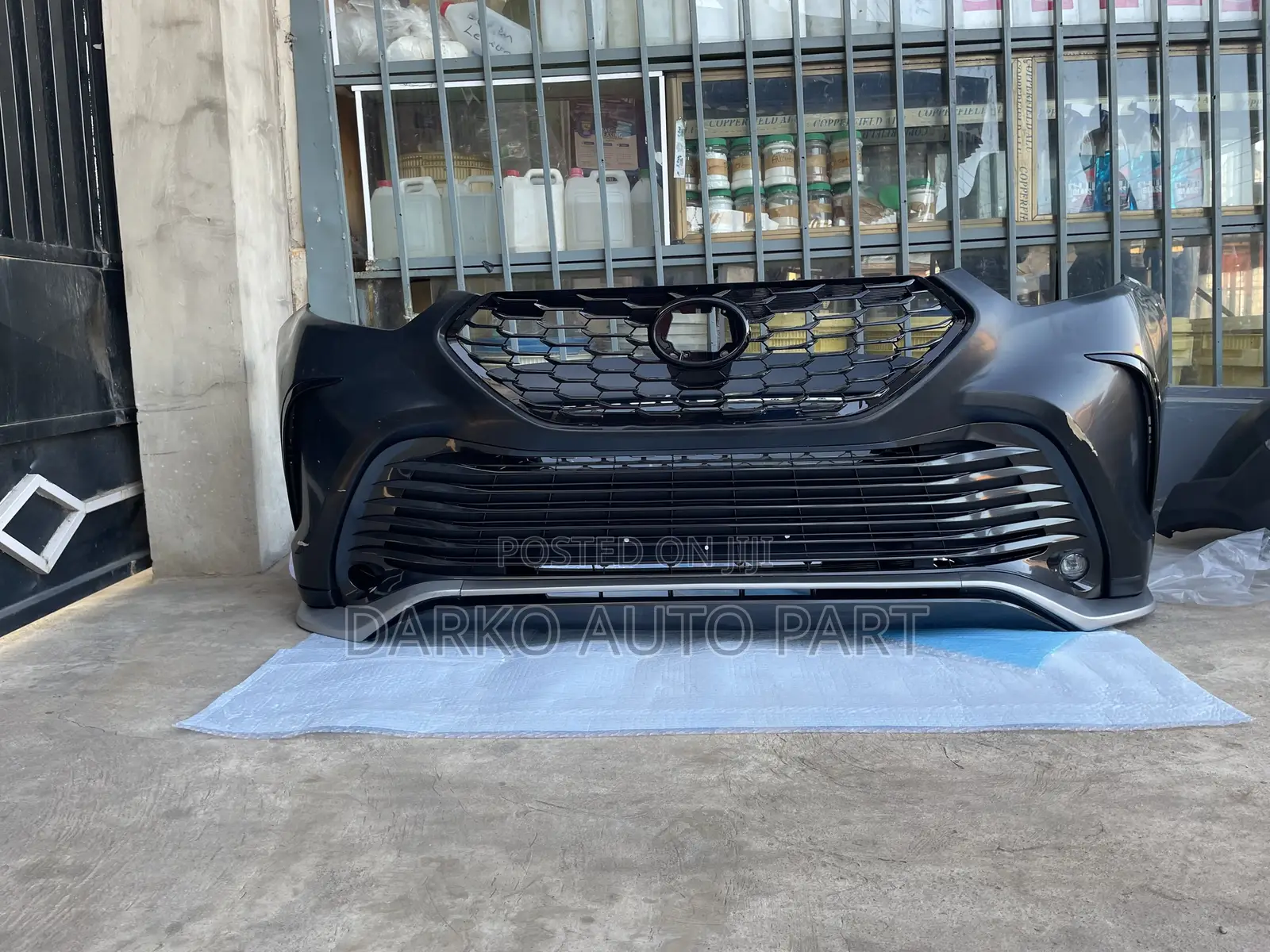 Toyota Highlander 2019-2023 Front Bumper Complete Available