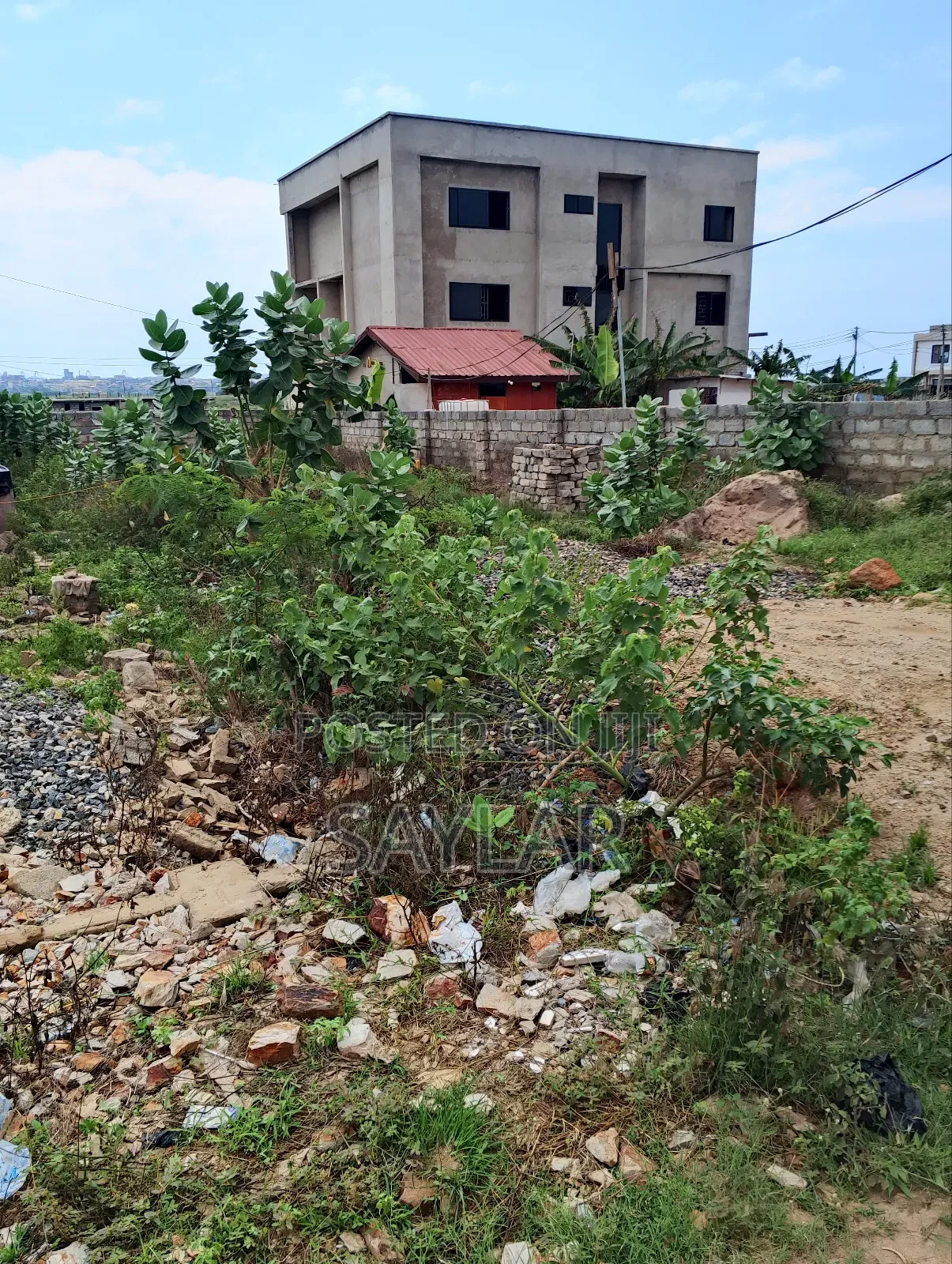 Half Plot for Sale Close to Mf Estate Lashibi