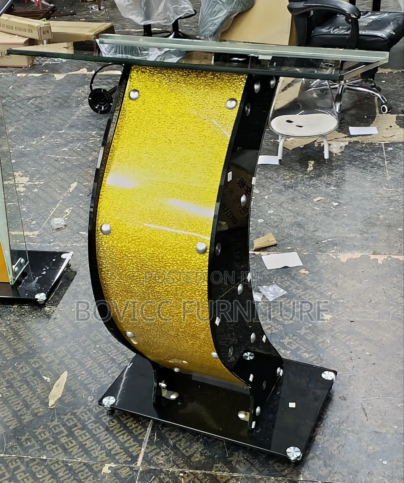 Glass Pulpit