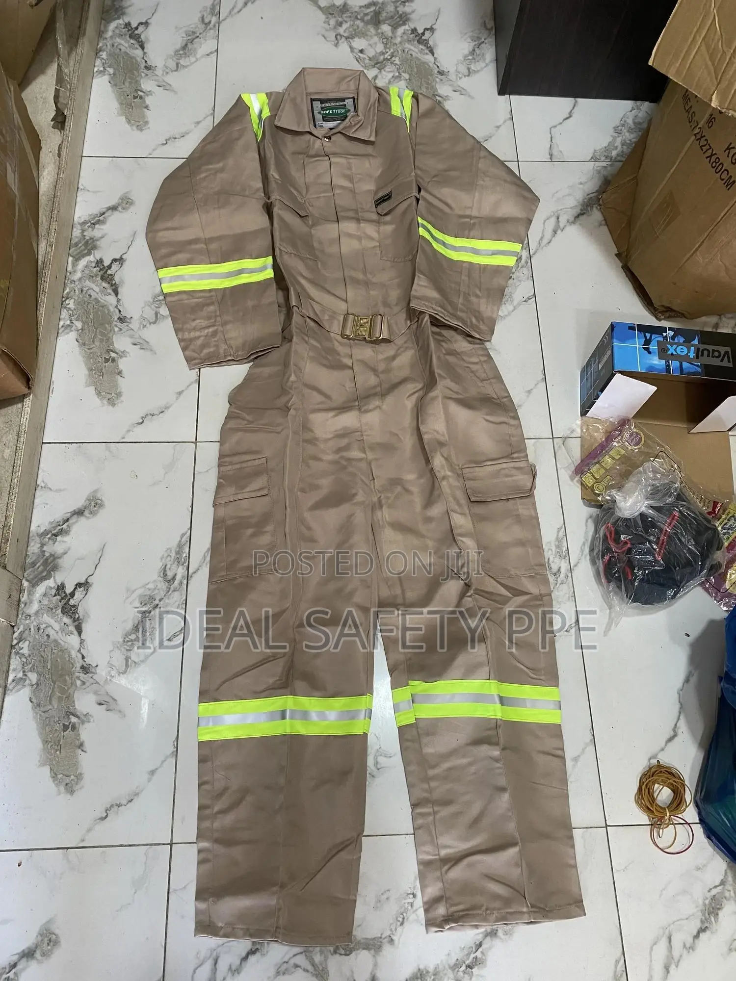 Fire-resistant Reflective Coverall