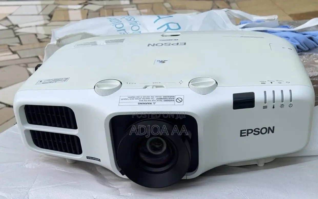 Epson Projector- Eb-4850wu