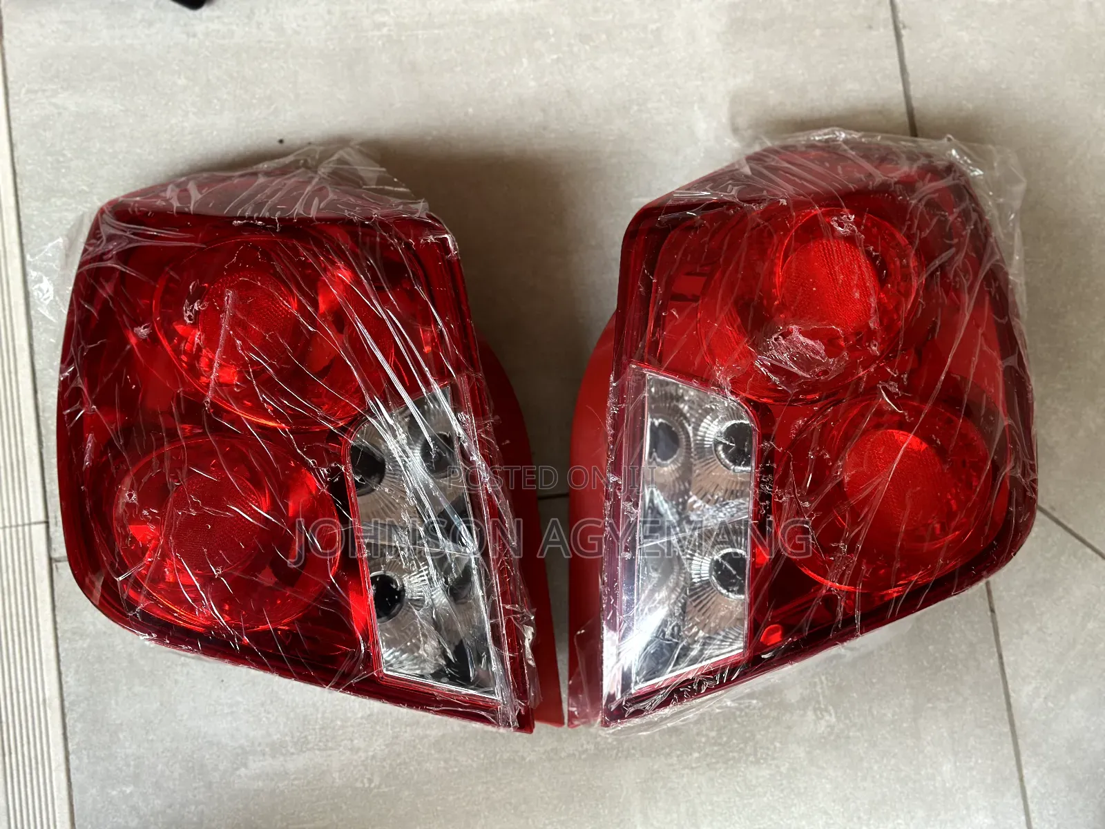 Kia Optra or Suzuki Forenza Taillight