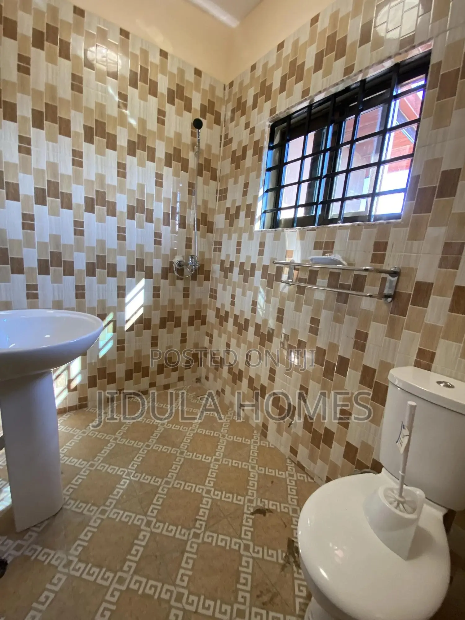 2bdrm Apartment in Lakeside Estate for rent