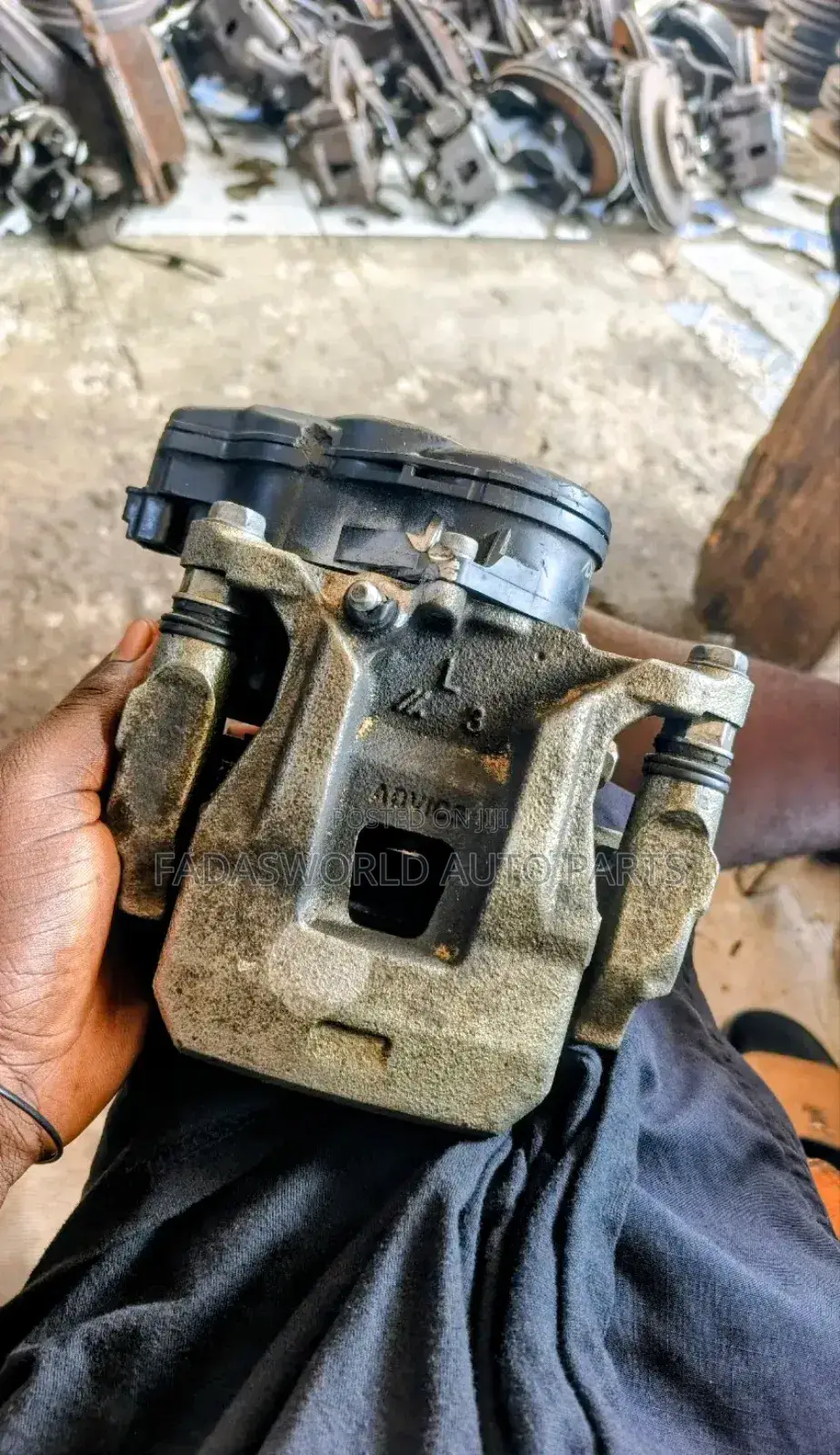 Mitsubishi Outlander 2017 Back Caliper