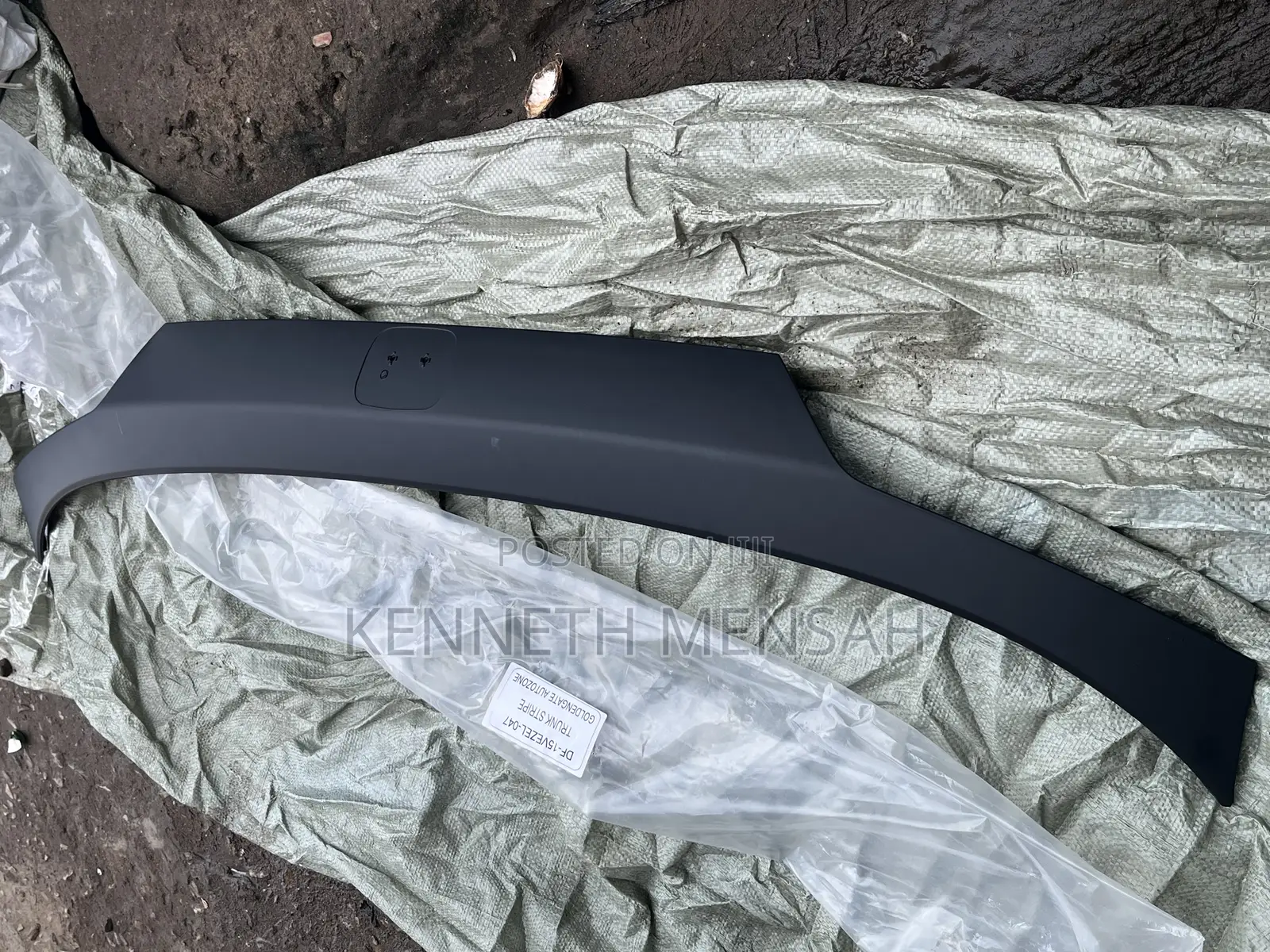 Honda Hrv 2015-2021 Boot Moulding