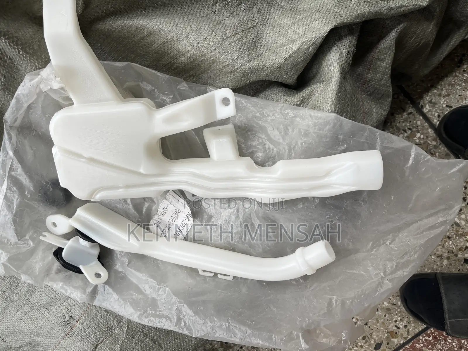 Honda Civic 2022-2024 Wiper Wash Bottle
