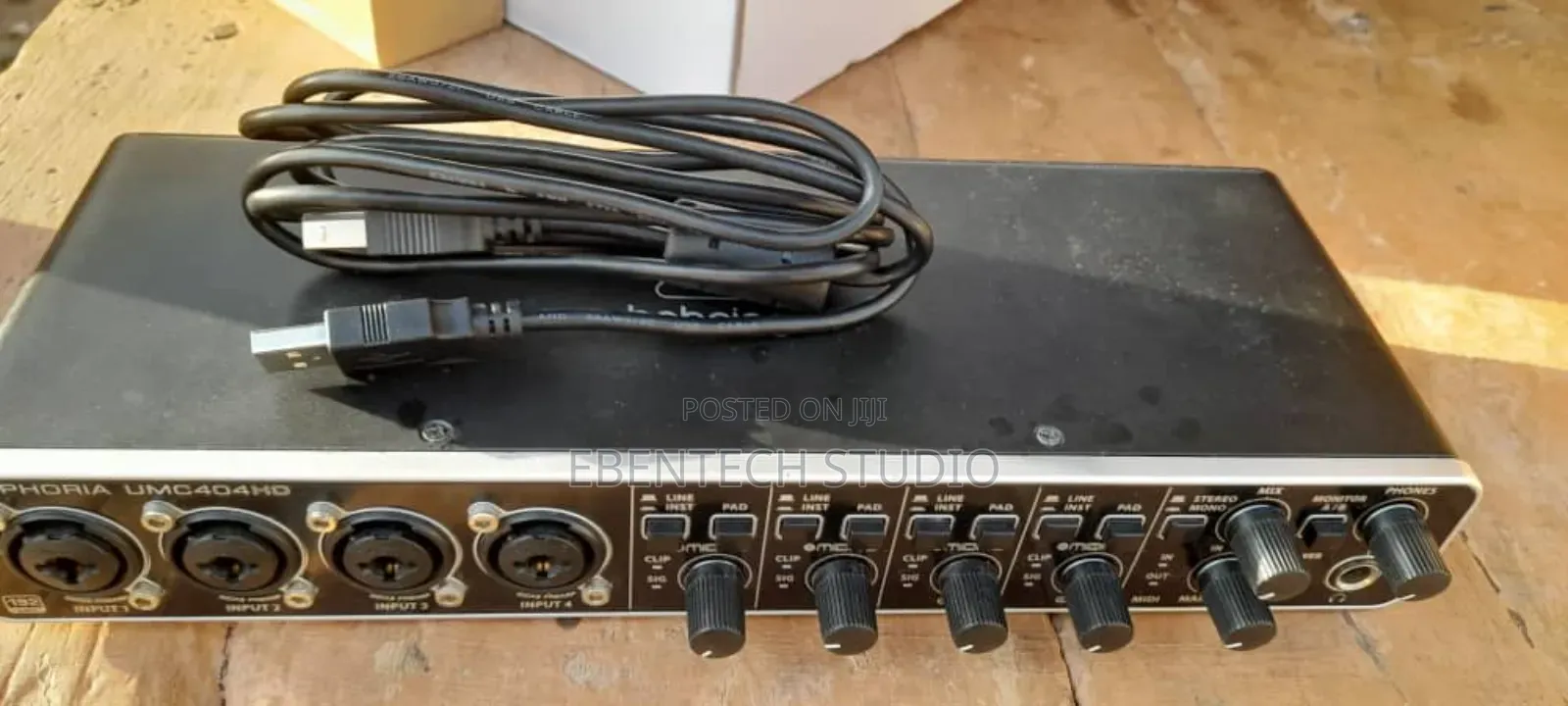 Behringer Uphoria Umc 404uhd Audio Interface Rent