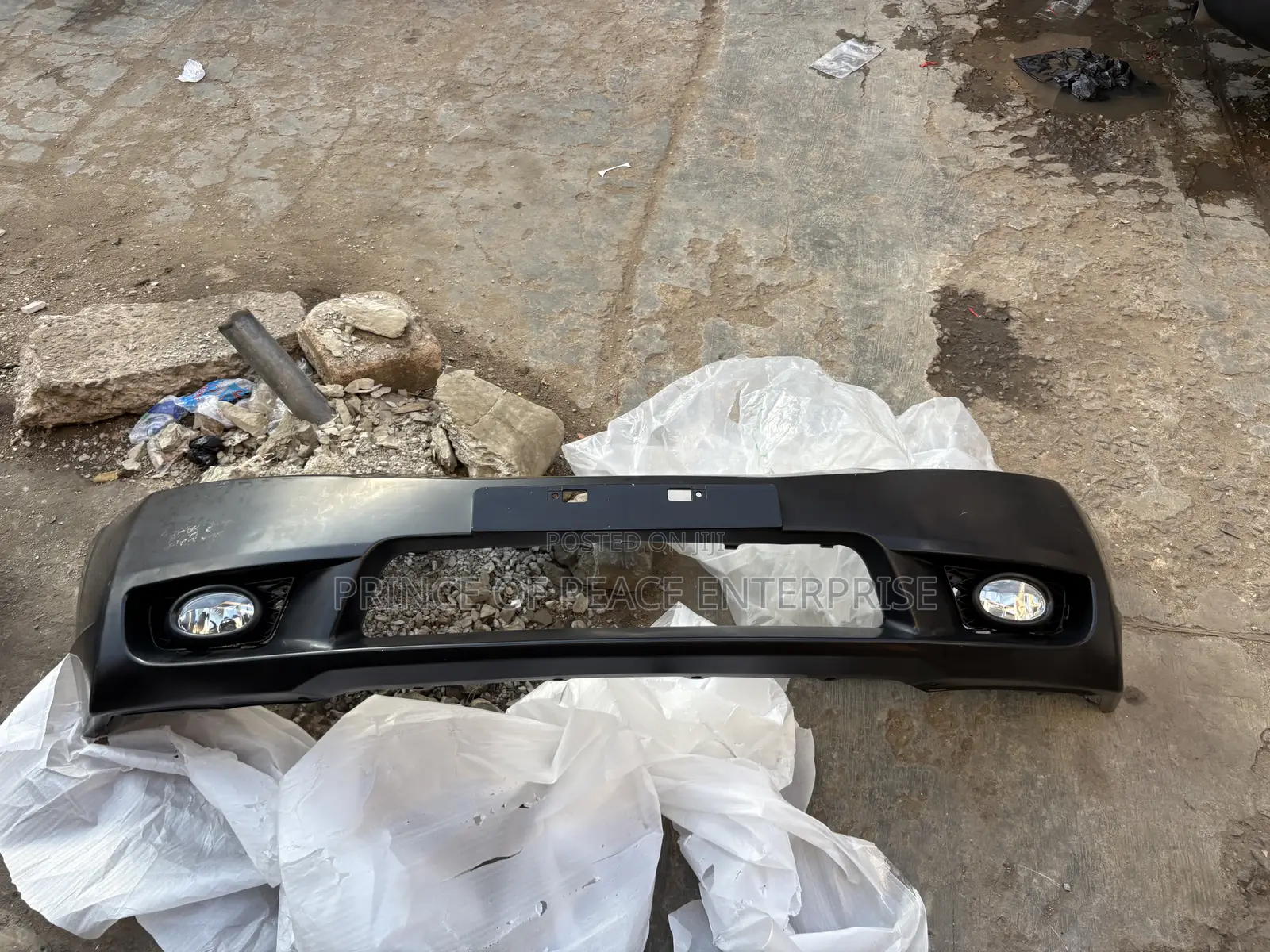 Honda Civic 2009 2010 2011 Front Bumper With Fog Light
