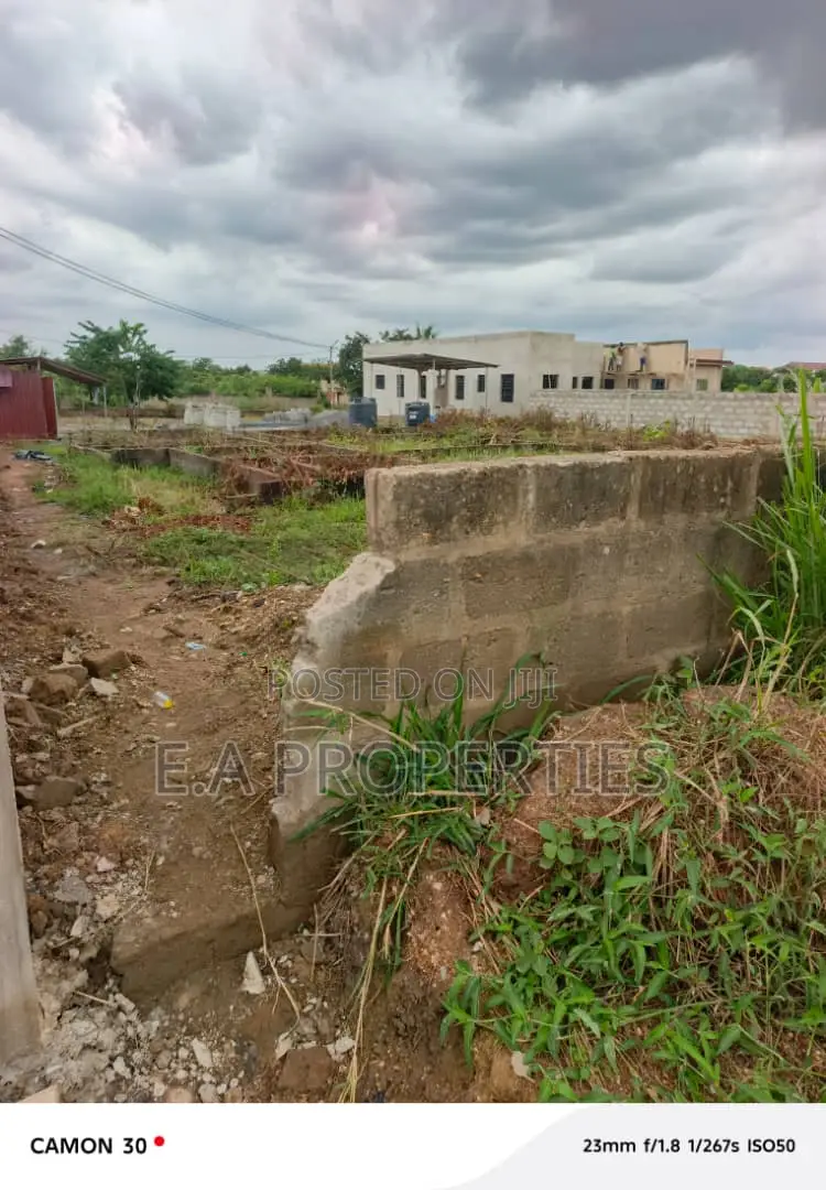 E a Properties Tittle Land