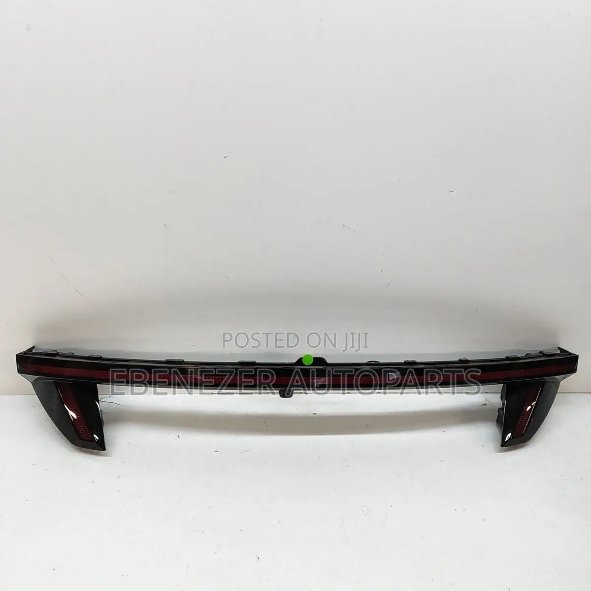 Hyundai Tucson Tailgate Boot Center Taillight 2022 2023 2024 2025