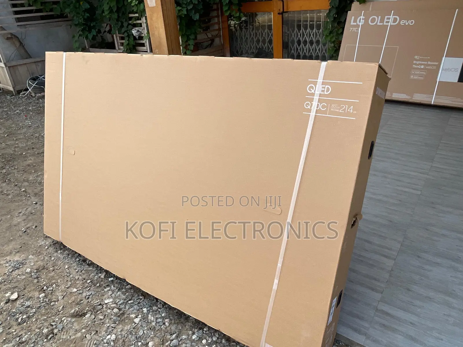 Samsung 75”inches Uhd Smart Tv Ultra Slim Design, Ultra Smart Experience