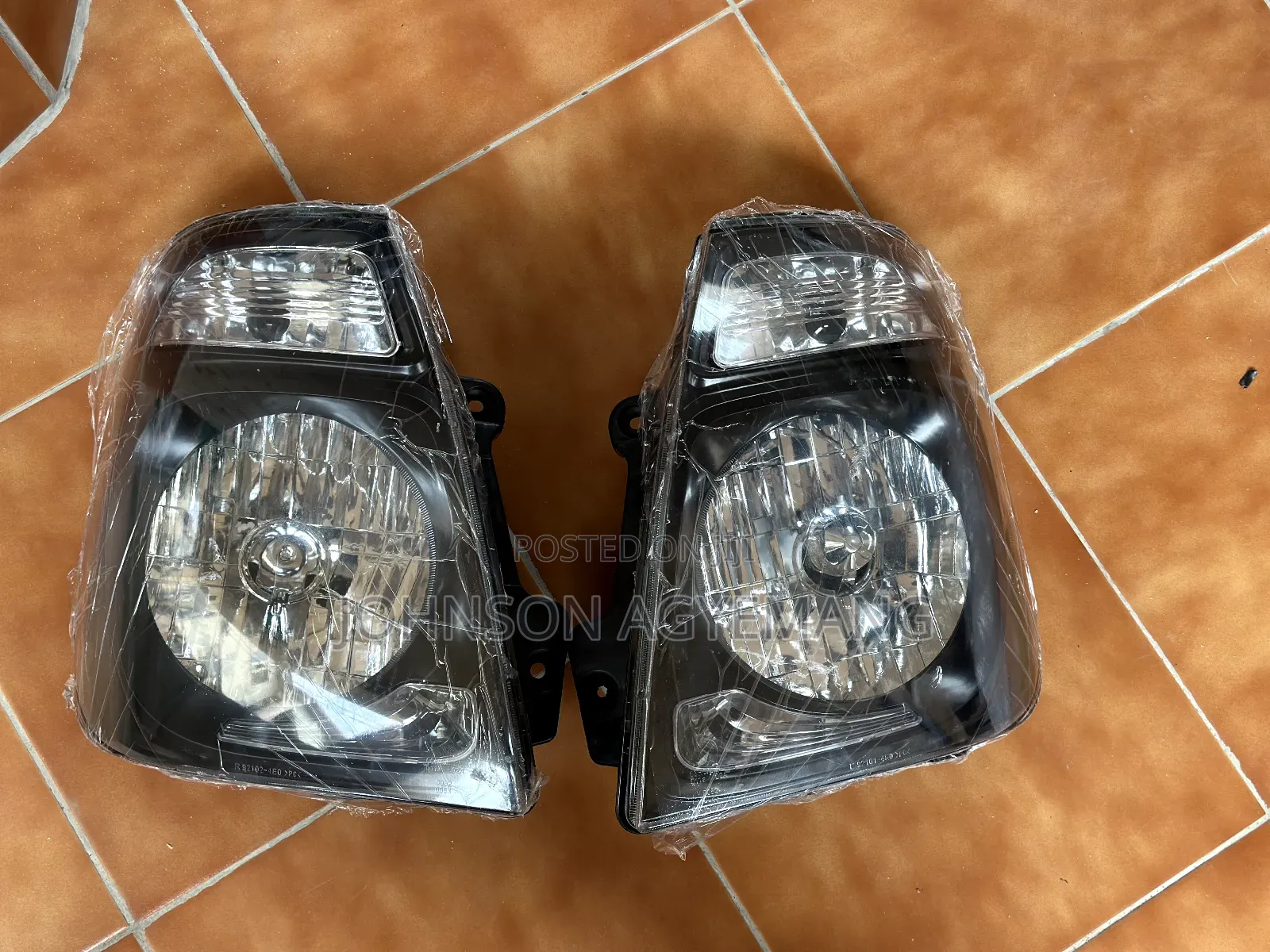 Kia Bongo 3 2012 Headlights