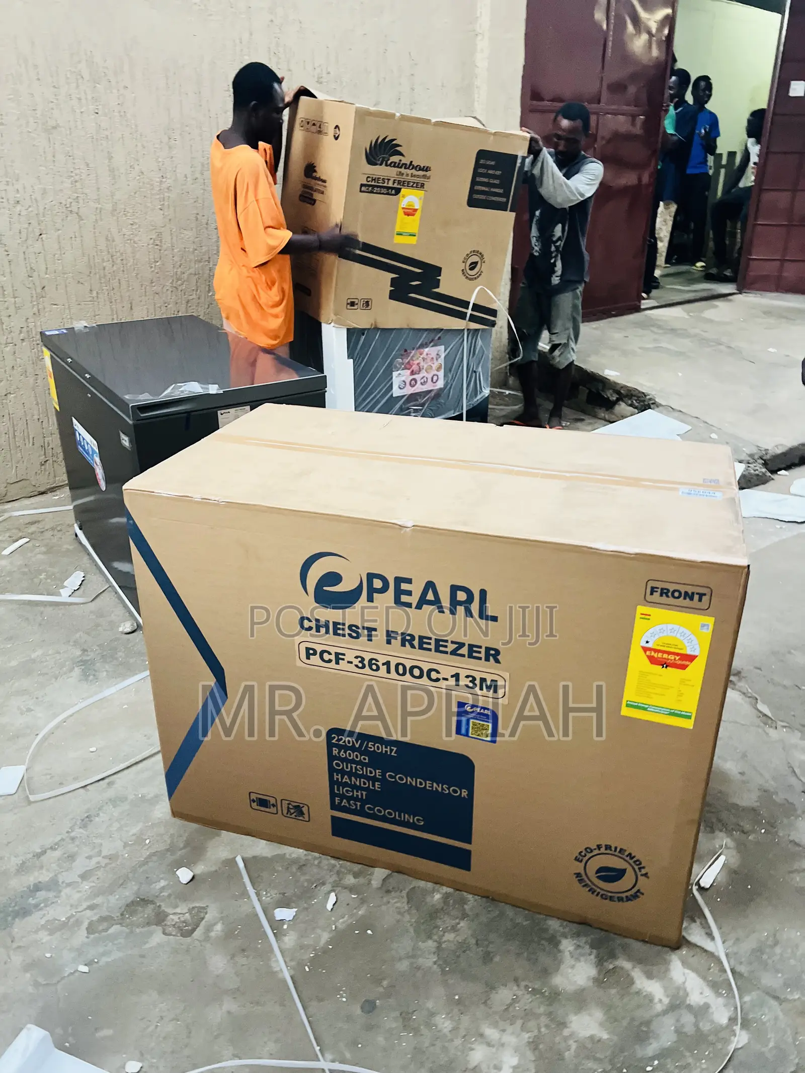 Affordable Pearl PCF-3610oc-13m 299ltrs Single Single Door Freezer.