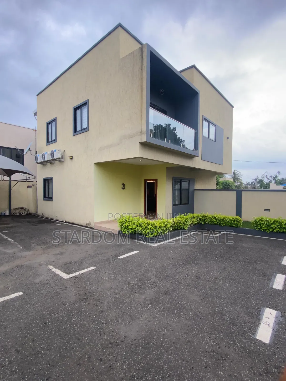 3bdrm Townhouse / Terrace in Agbogba for rent